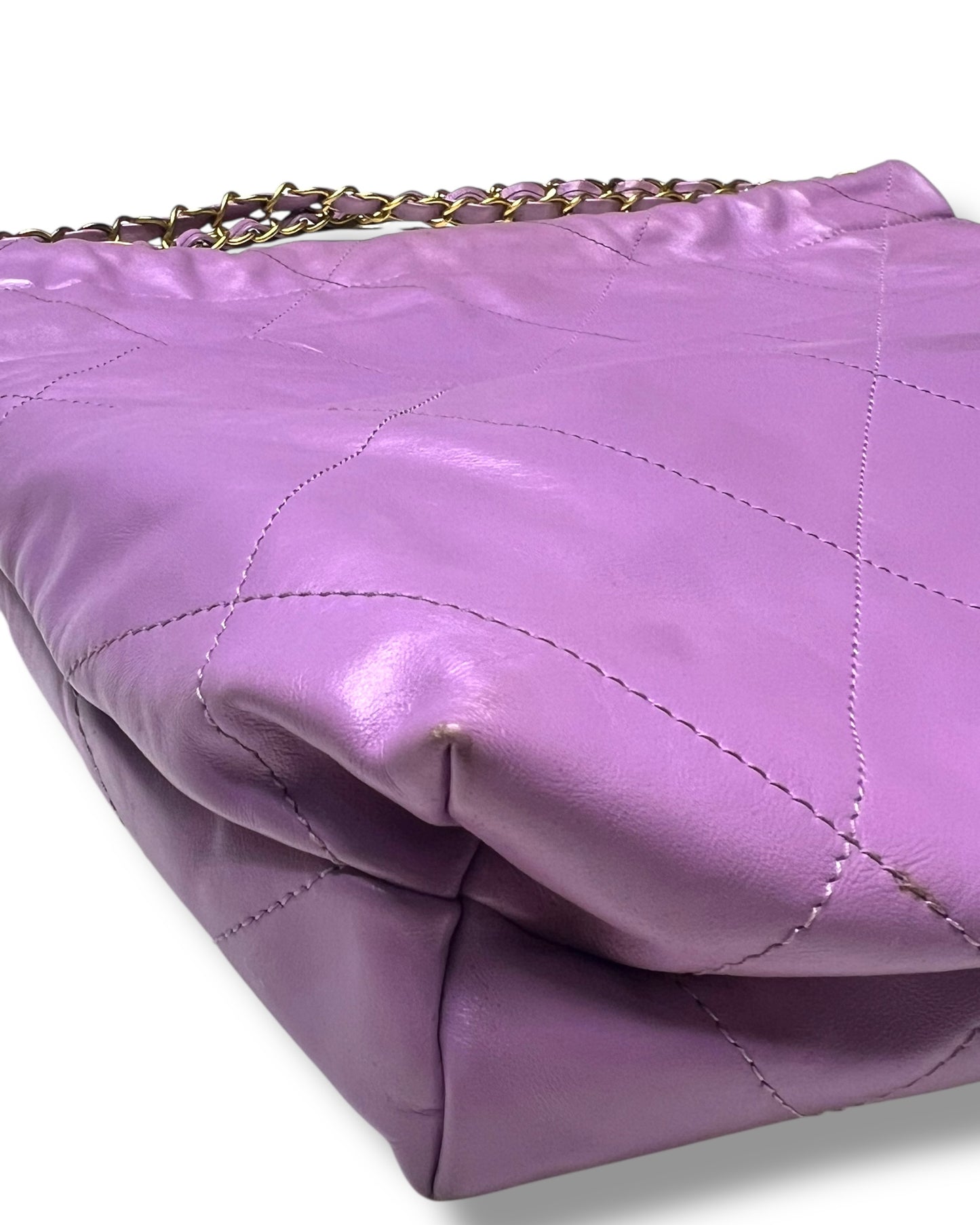 Chanel 22 Medium Bag – Purple Calfskin with Gold Hardware