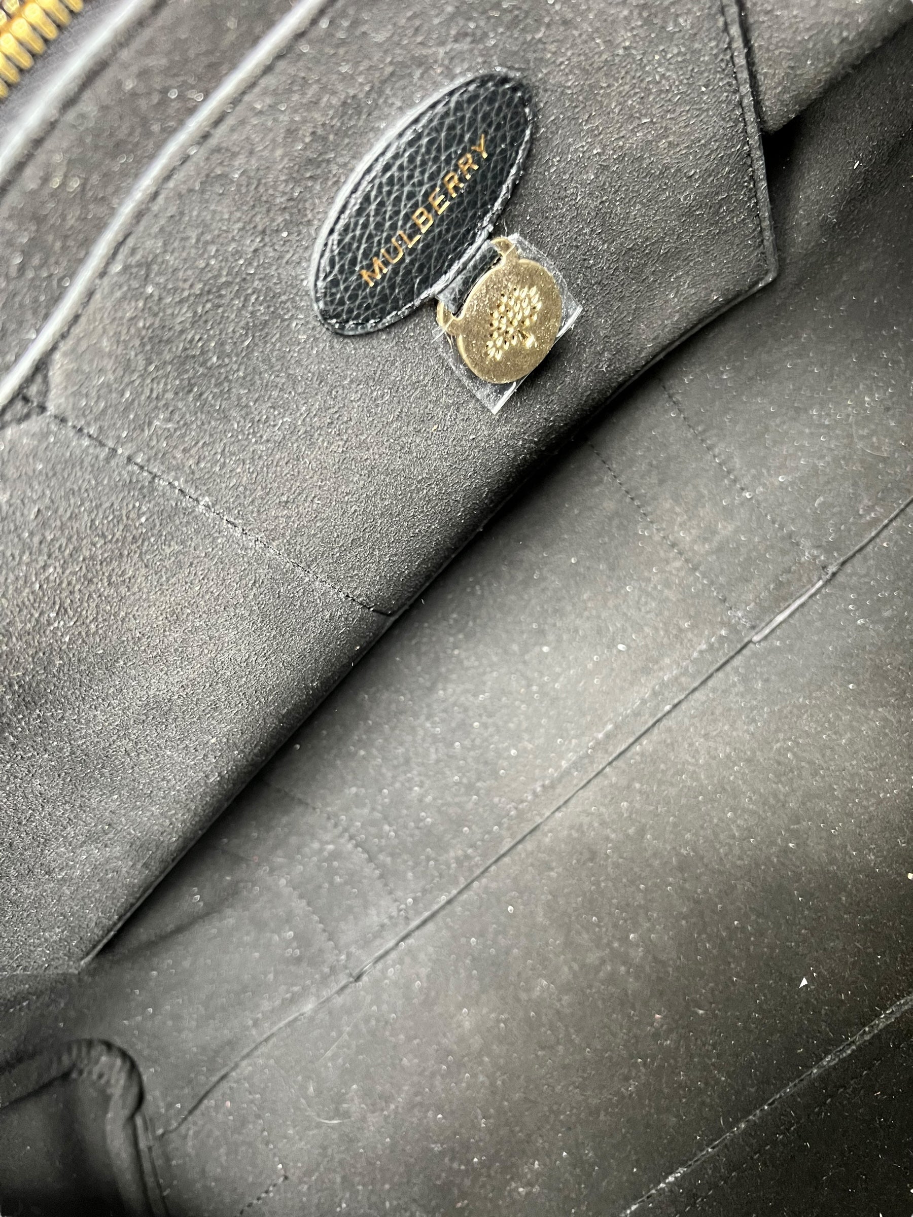 Mulberry Bayswater Heritage – Black Small Classic Grain with Brass Hardware - The Luxury Savvy