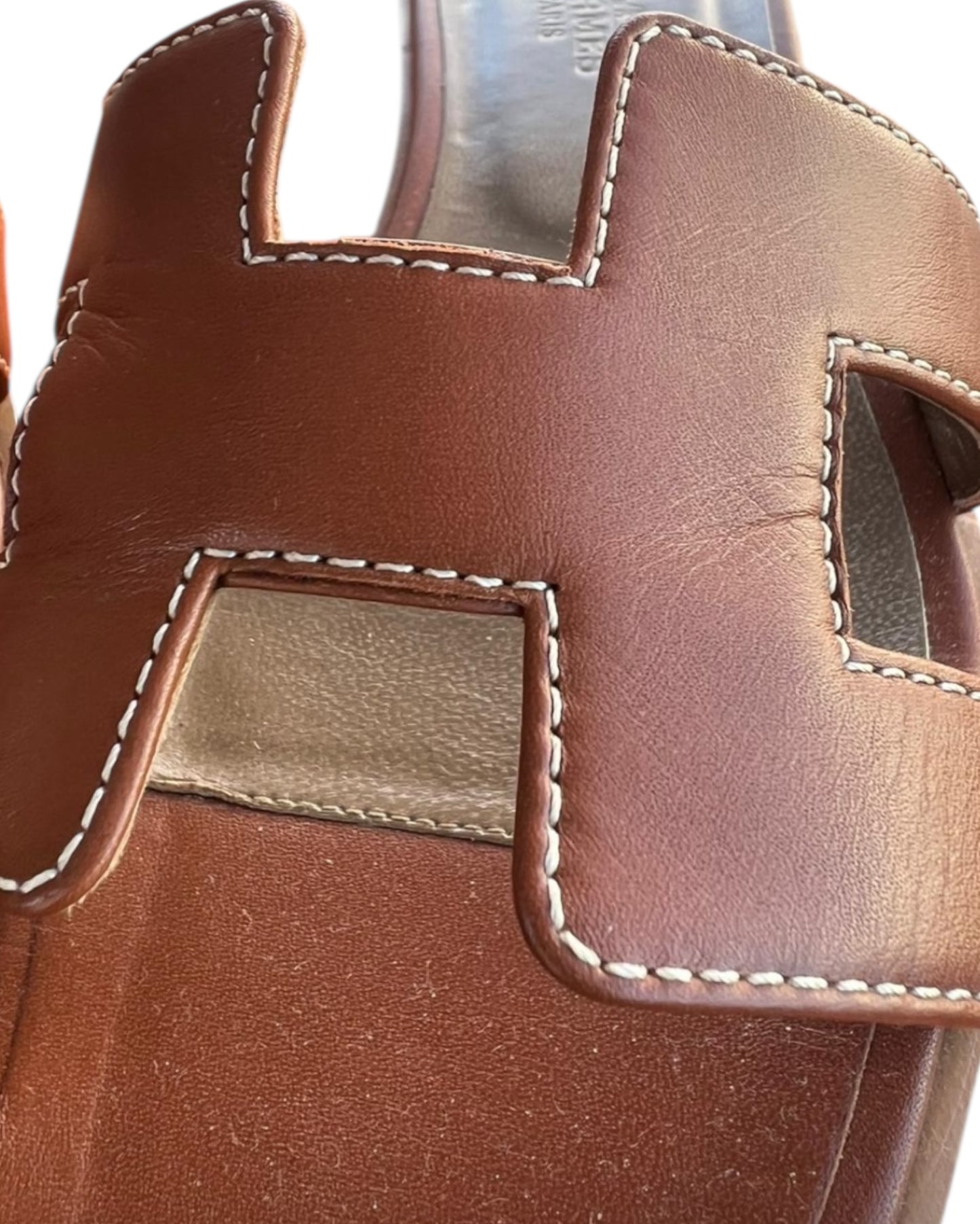 Hermès Oran Sandals – Gold