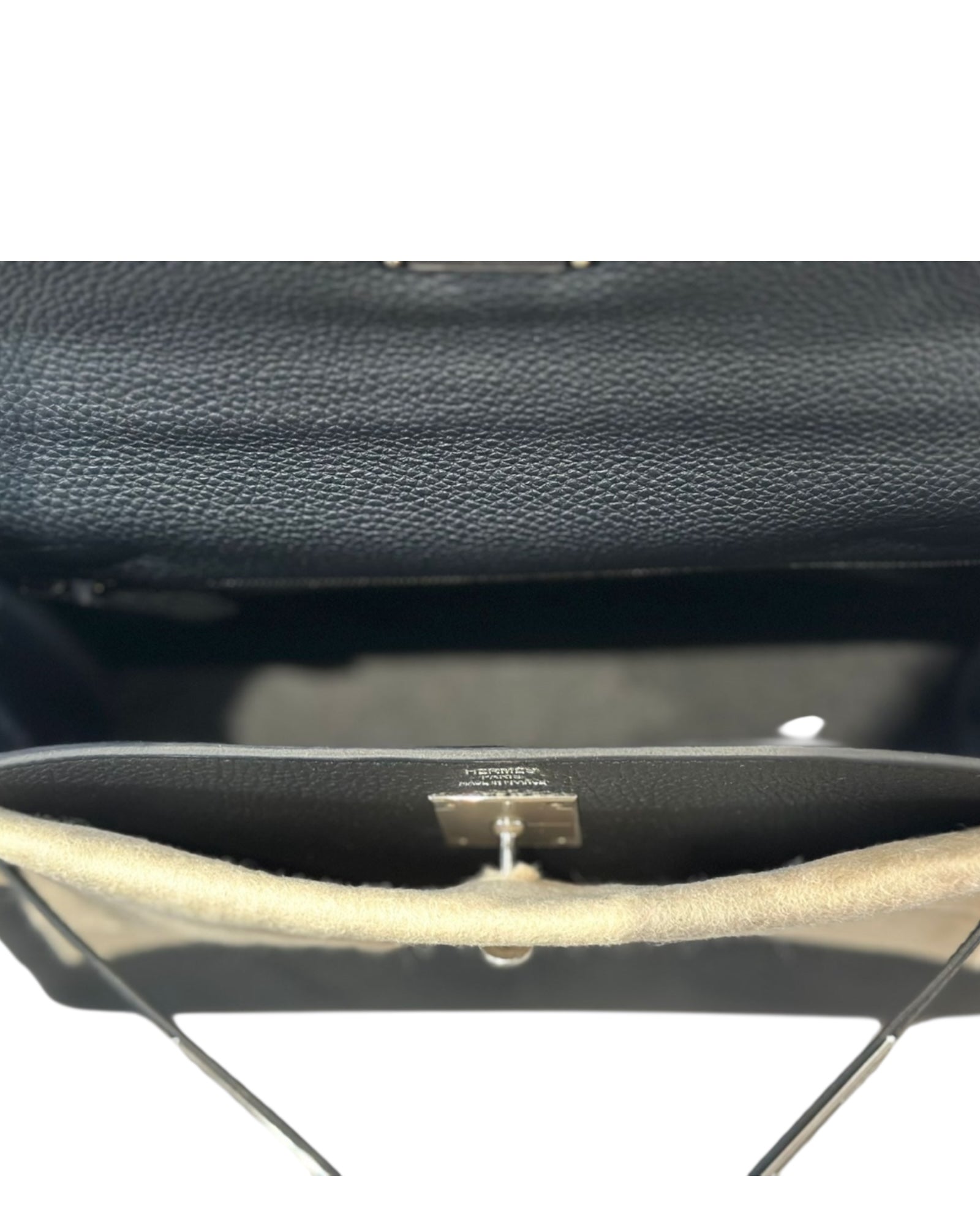 Hermès Kelly 28 Black Togo Leather - Palladium Hardware – Full Set - The Luxury Savvy