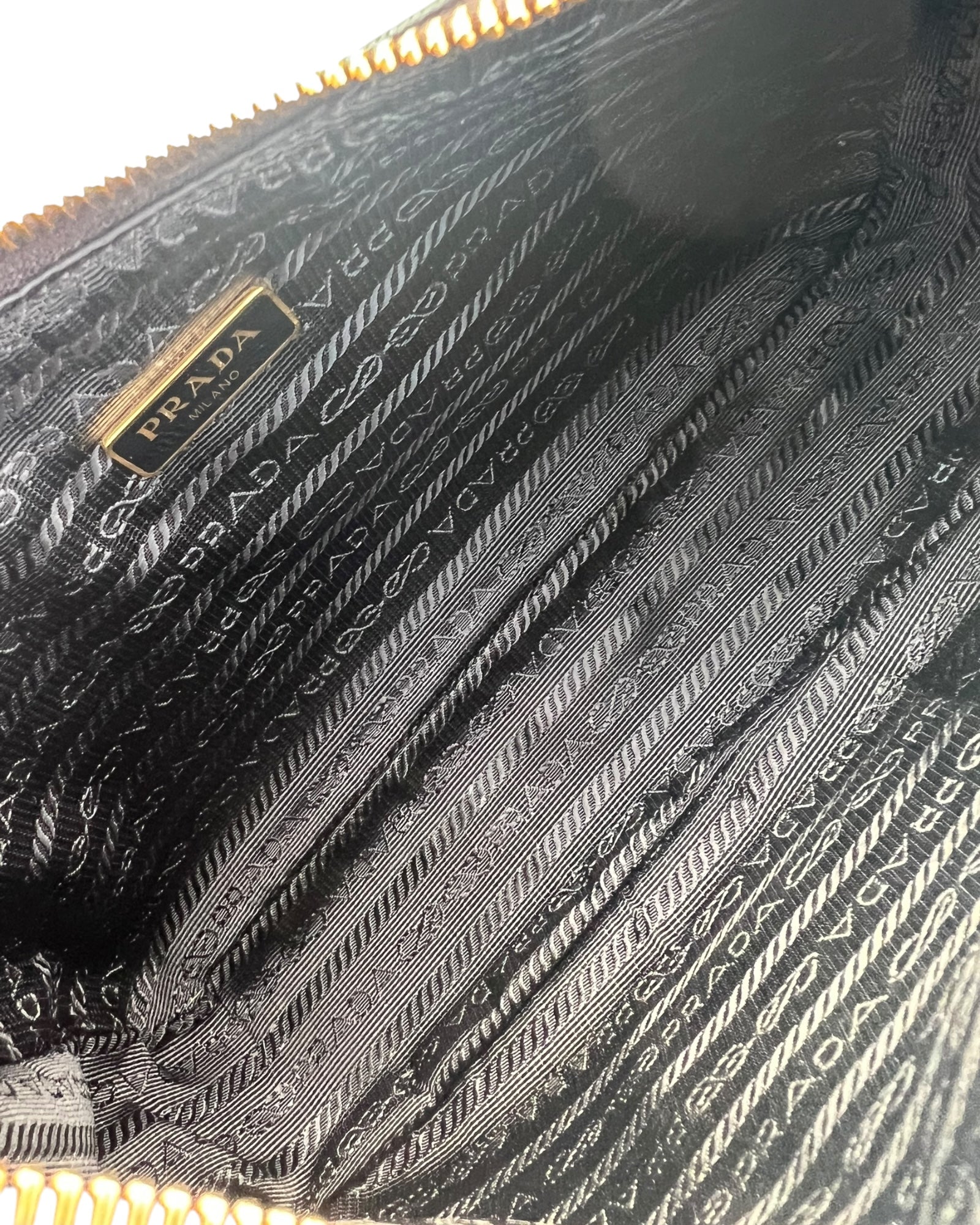 Pre-owned Prada Re-Edition 2005 Saffiano Leather Bag - The Luxury Savvy