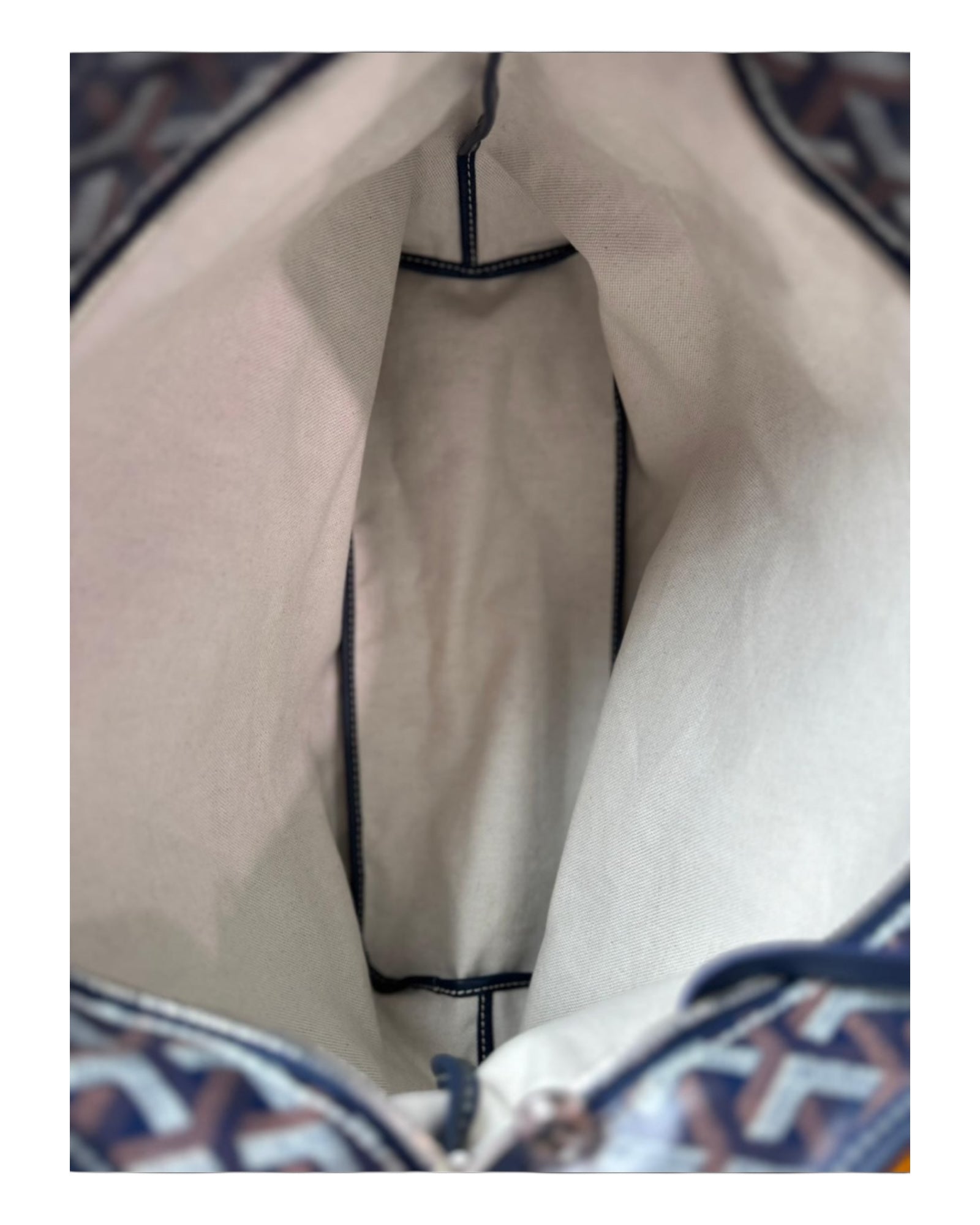 Goyard Bohème Hobo Bag – Navy - The Luxury Savvy