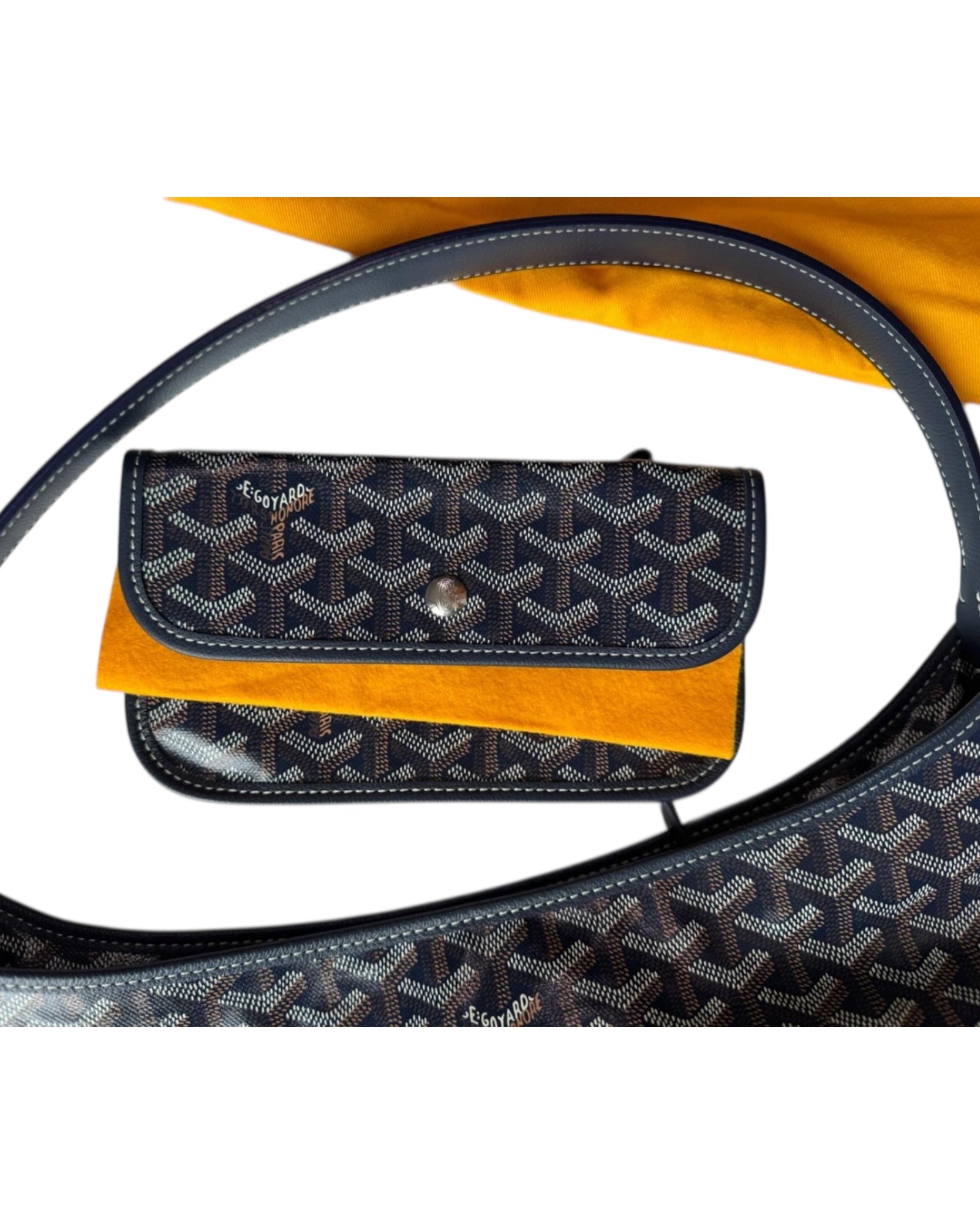 Goyard Bohème Hobo Bag – Navy - The Luxury Savvy