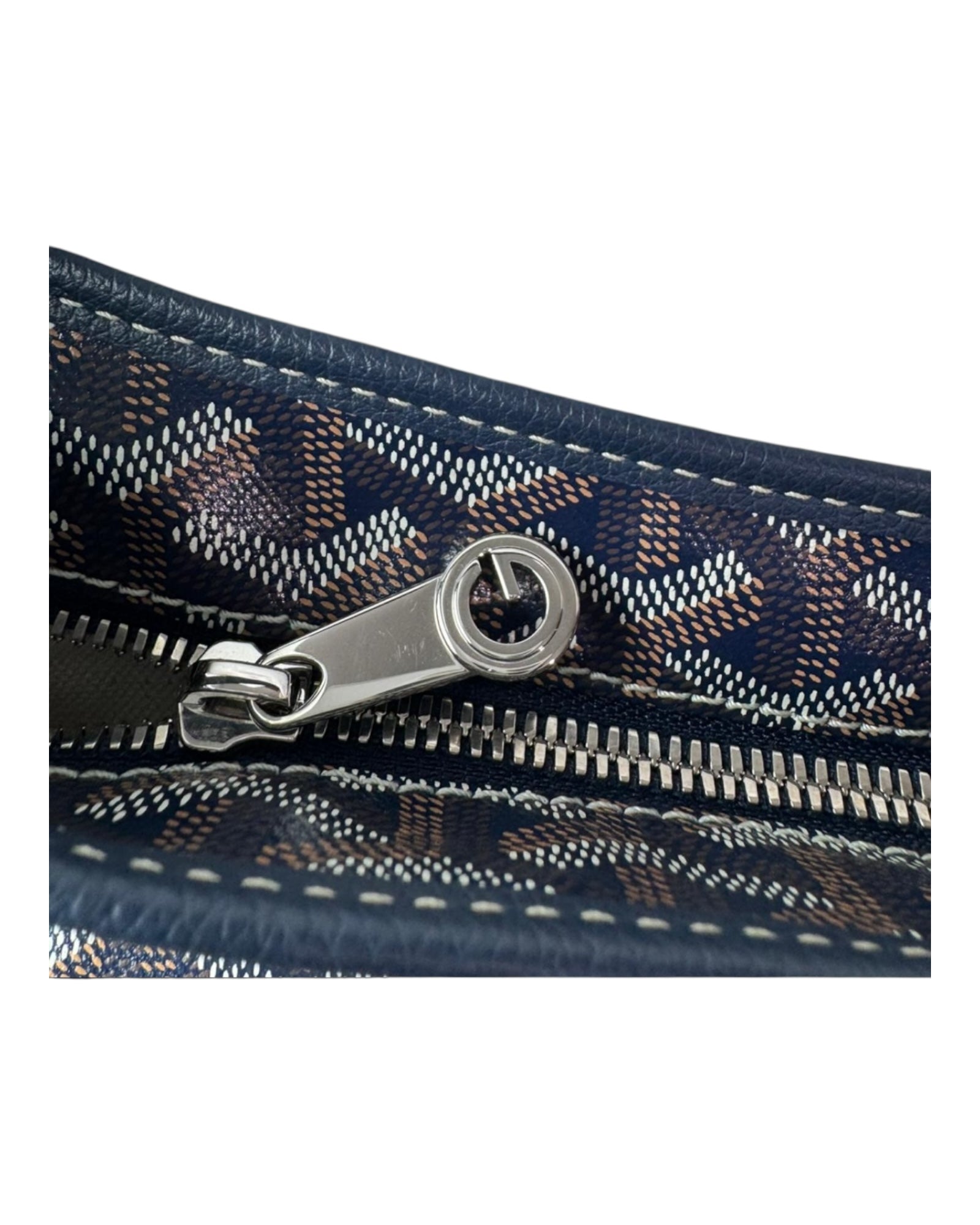 Goyard Bohème Hobo Bag – Navy - The Luxury Savvy