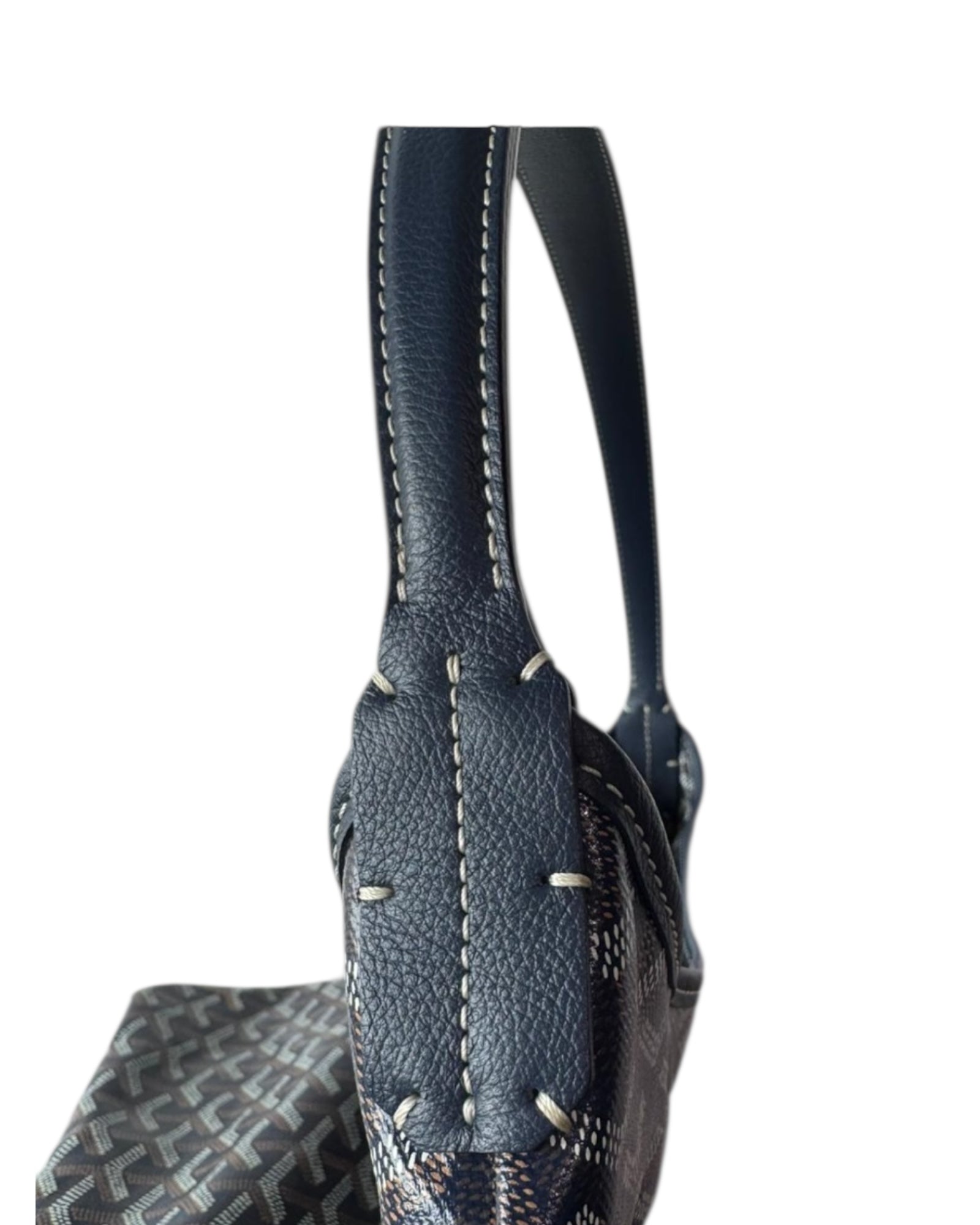 Goyard Bohème Hobo Bag – Navy - The Luxury Savvy