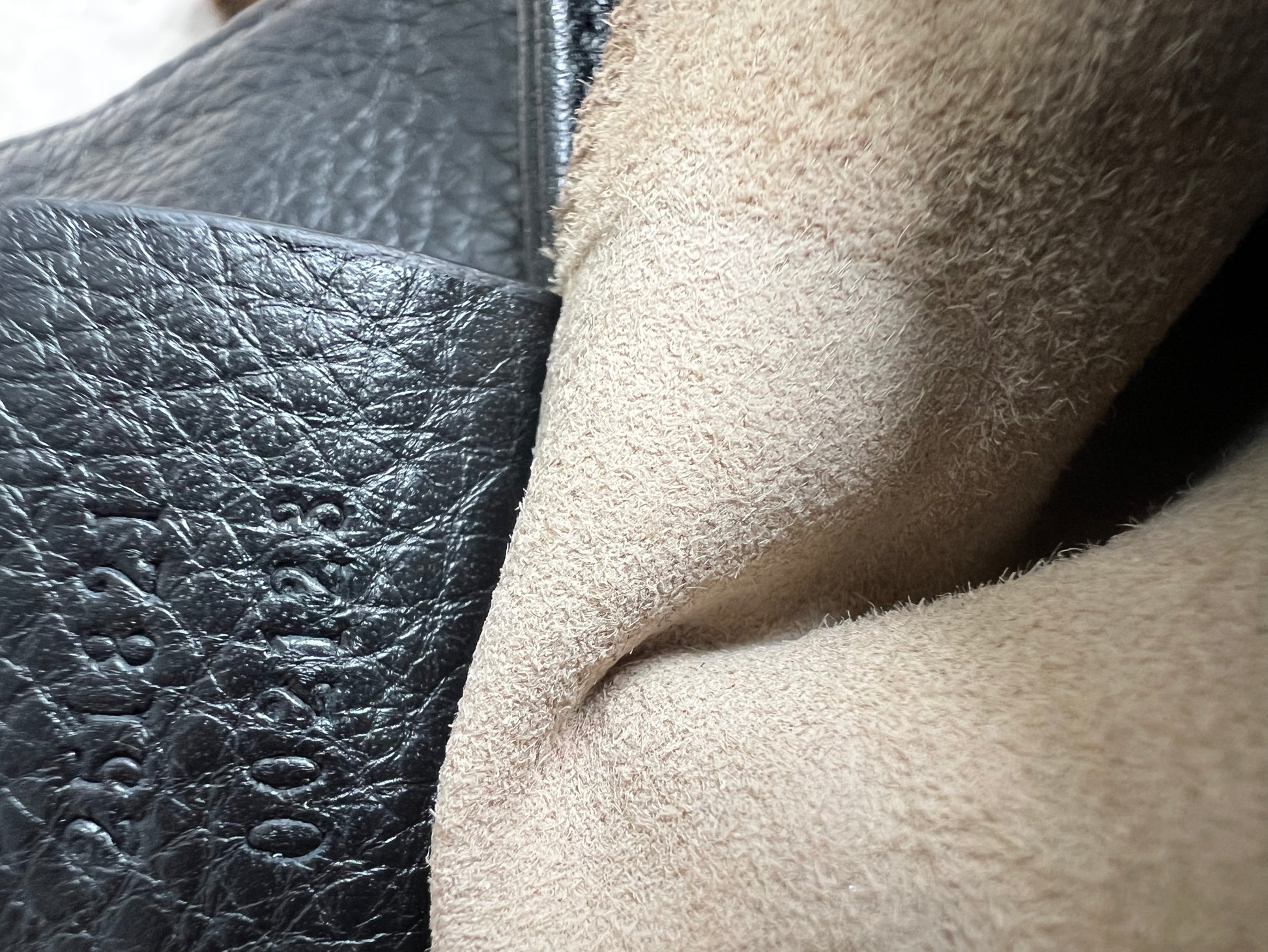 Gucci 1973 Leather Crossbody Bag – Black with Gold Hardware - The Luxury Savvy