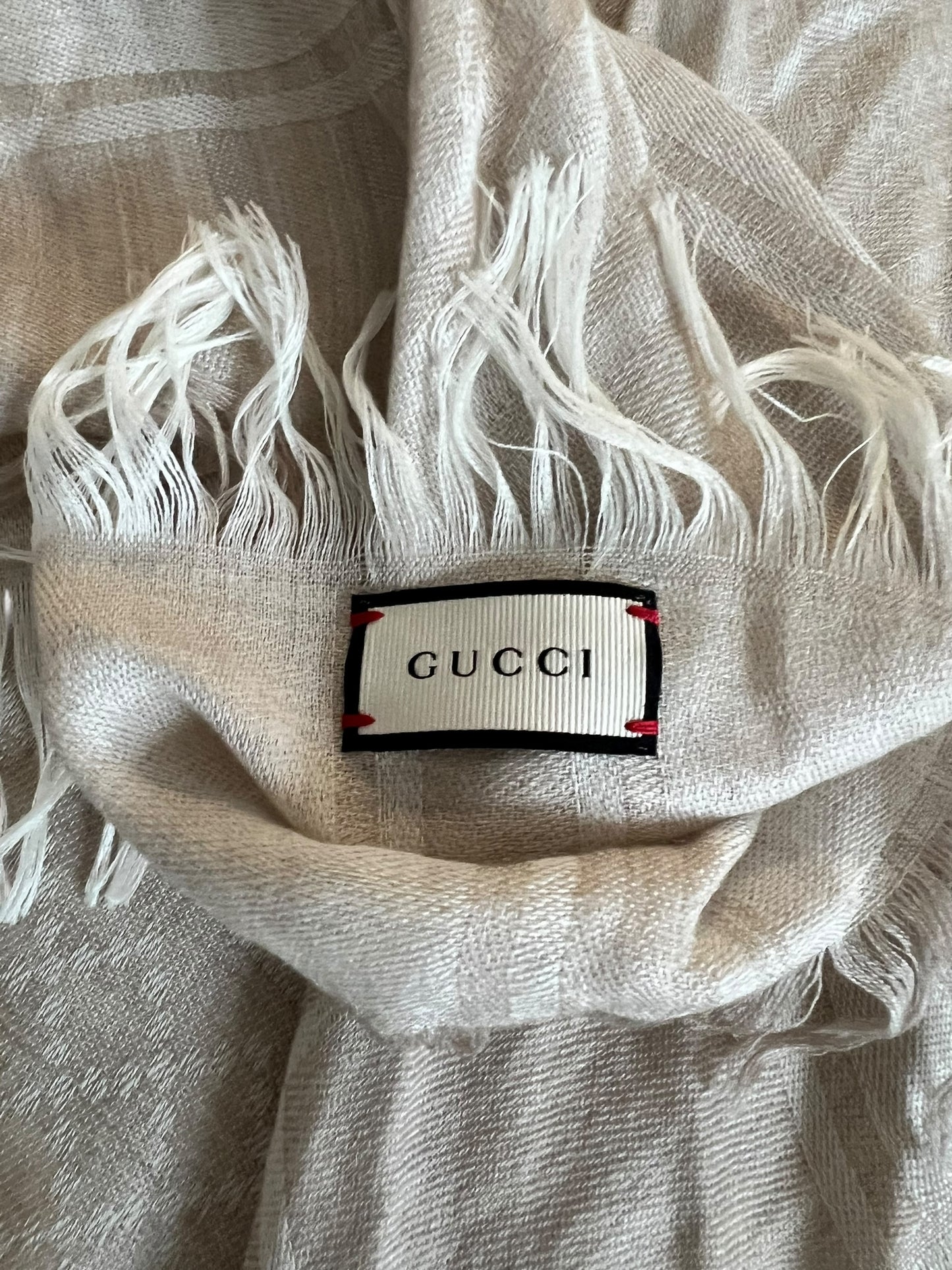 Gucci Cream Wool-Silk Fox Fur Trim Shawl Scarf