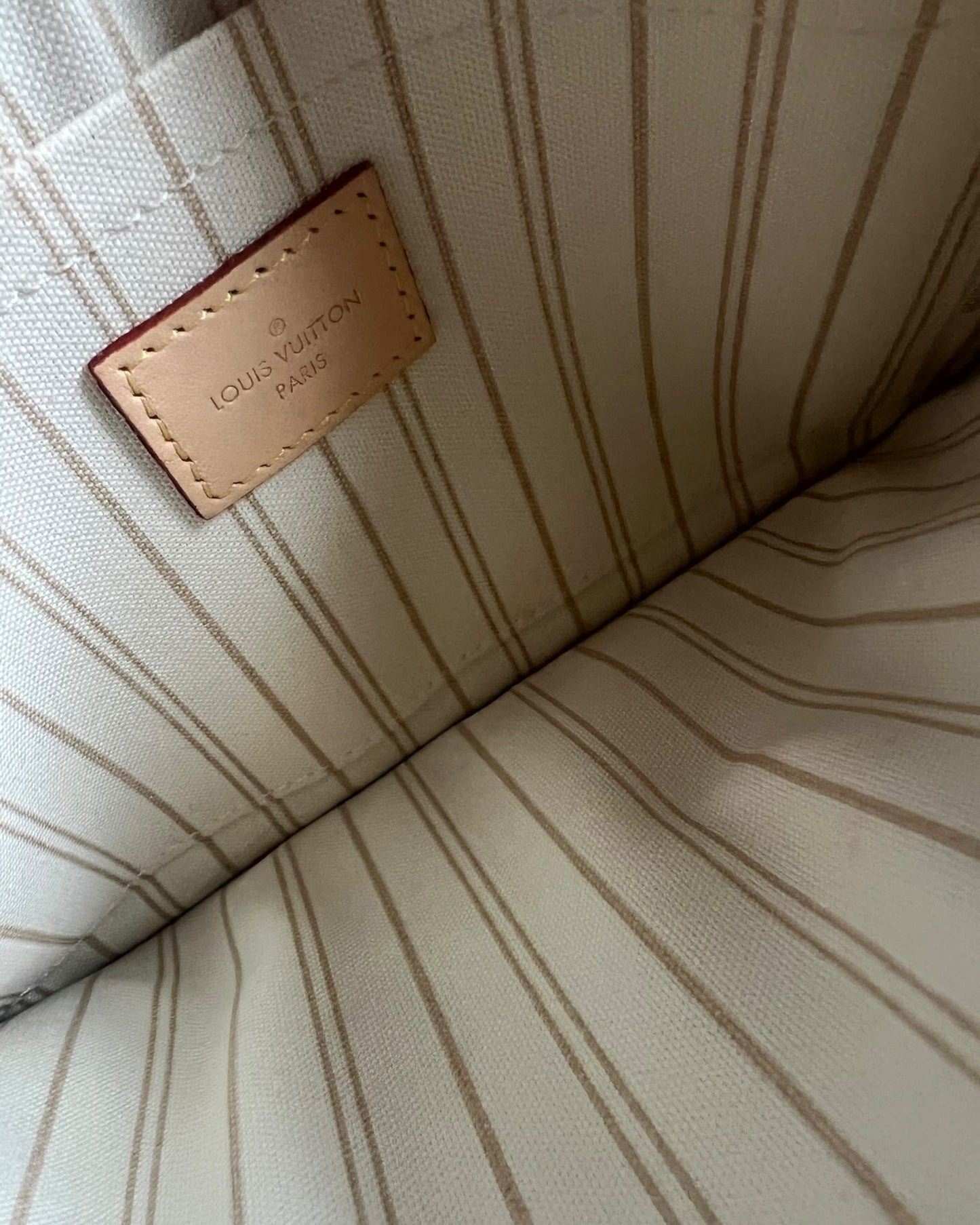 Louis Vuitton Damier Azur Pochette Accessoire - The Luxury Savvy
