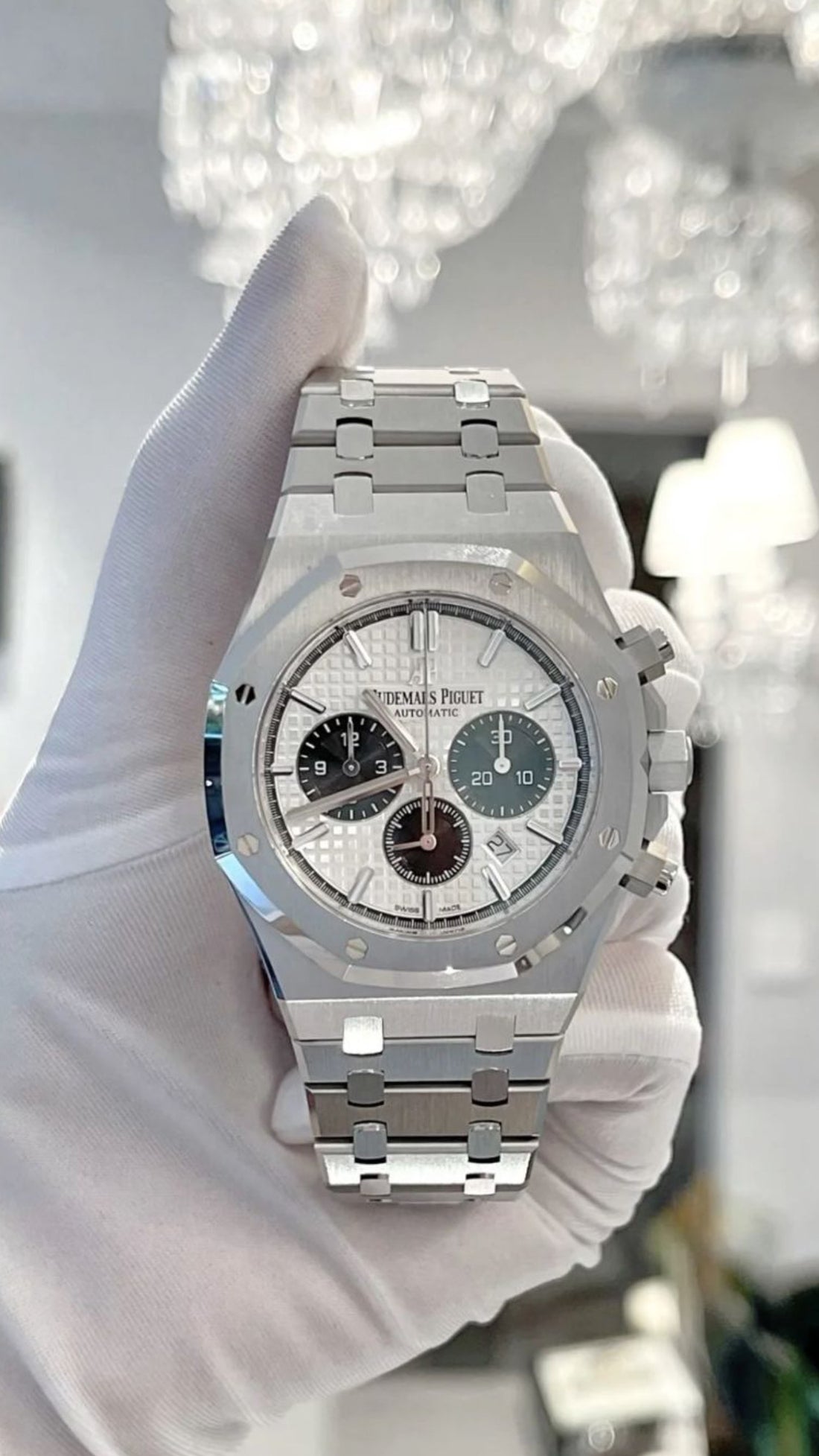 Why Glasgow is the Perfect Place to Shop Pre-Owned Luxury Watches with The Luxury Savvy