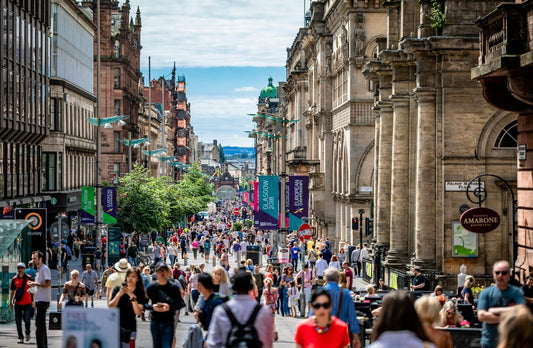 The Luxury Lover’s Guide to Glasgow – Shop Preloved, Stay Chic, and Indulge in Style