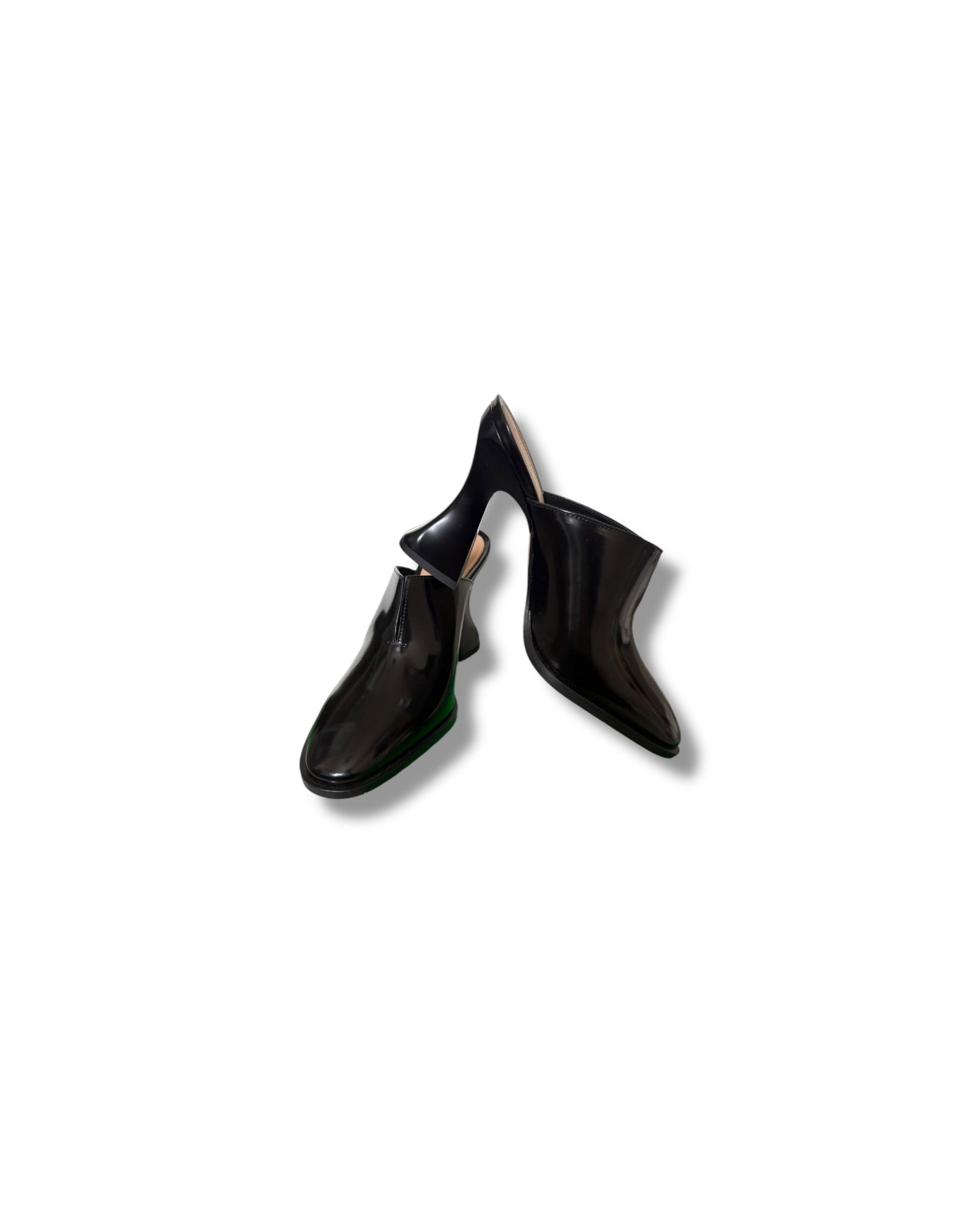 Bottega Veneta Black Leather Mules – Size 38 - The Luxury Savvy