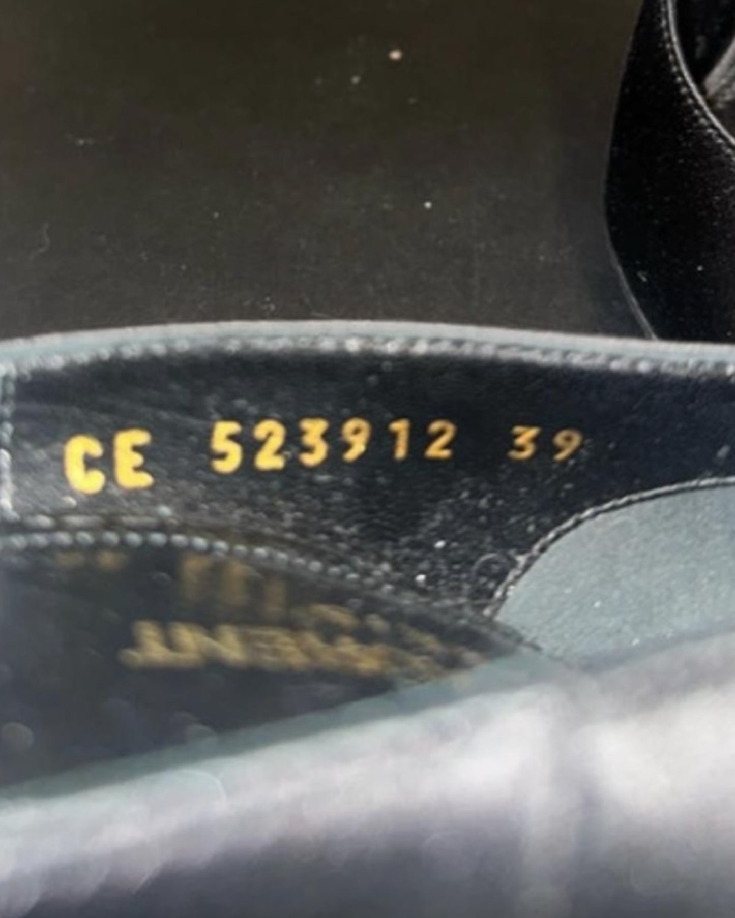 Saint Laurent Crystal-Embellished Pumps – Size 39