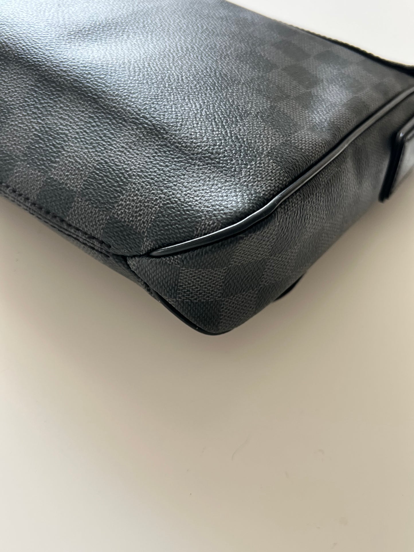Louis Vuitton District PM Messenger Bag – Damier Graphite Canvas