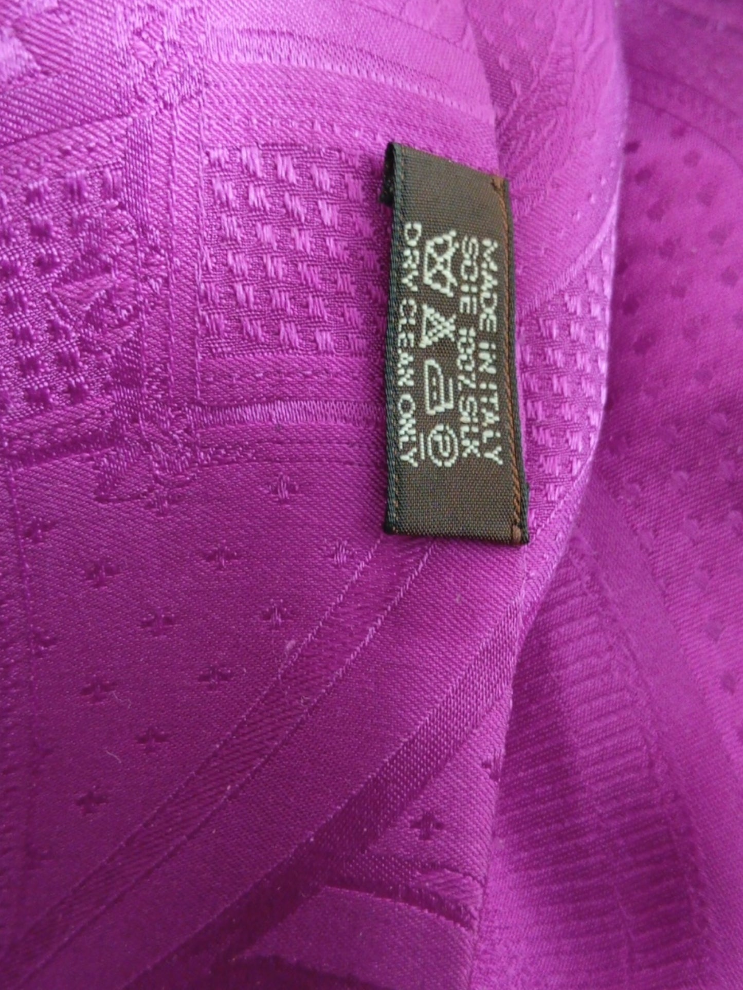 Hermès Silk Maxi Twilly Scarf – Purple Jacquard