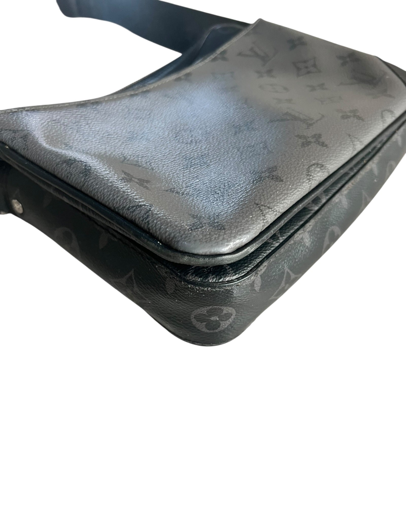 Louis Vuitton Trio Messenger Bag – Monogram Eclipse - The Luxury Savvy
