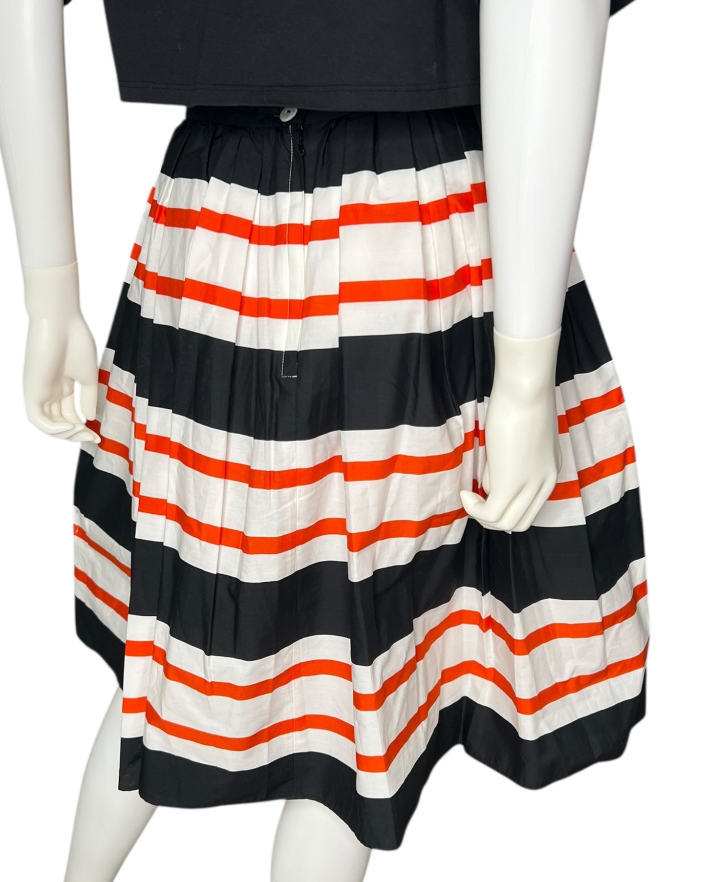 Dolce & Gabbana A-Line Midi Skirt – Black & Red