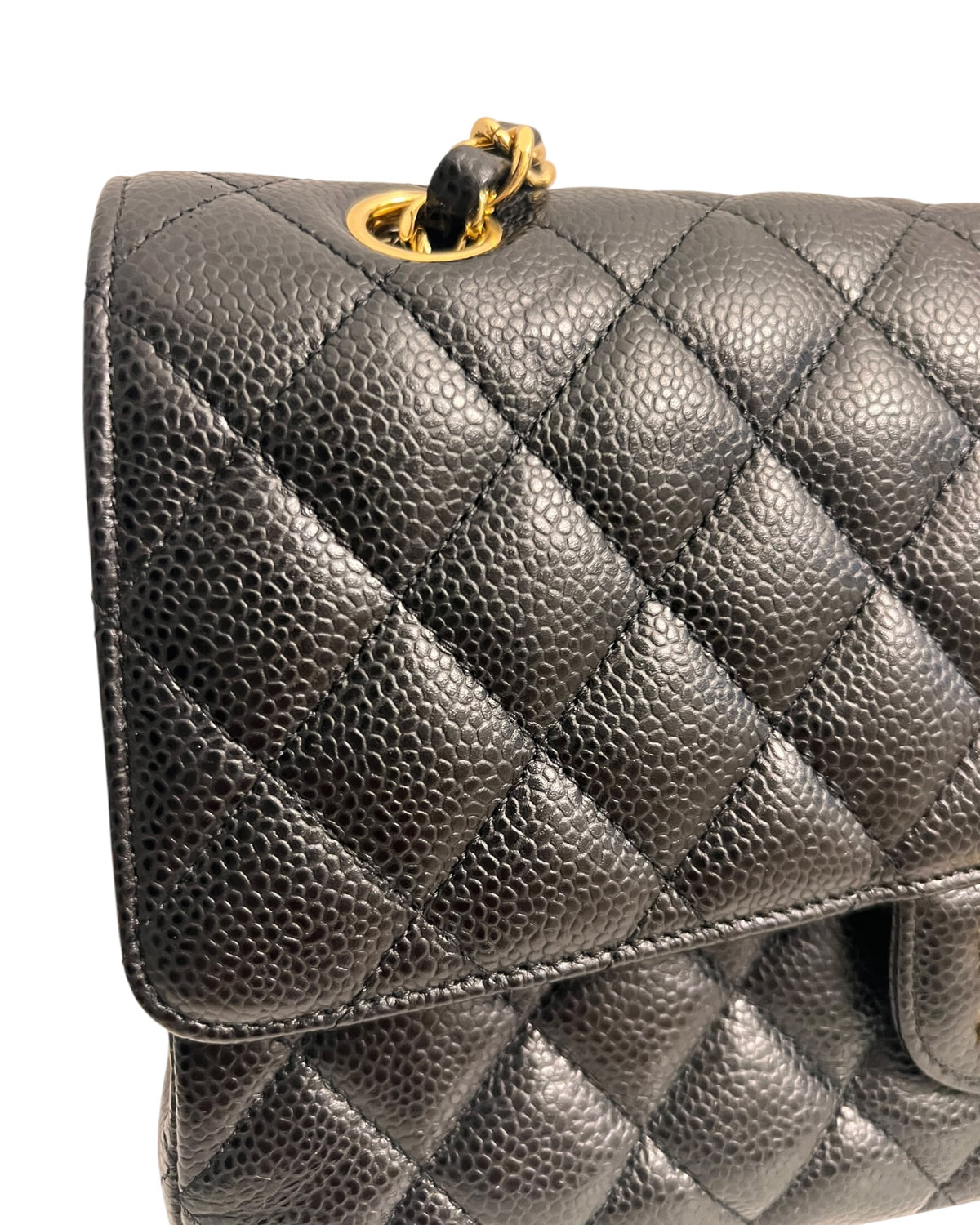Chanel Classic Medium Flap Bag – Caviar Leather, Gold Hardware | Pre-Owned