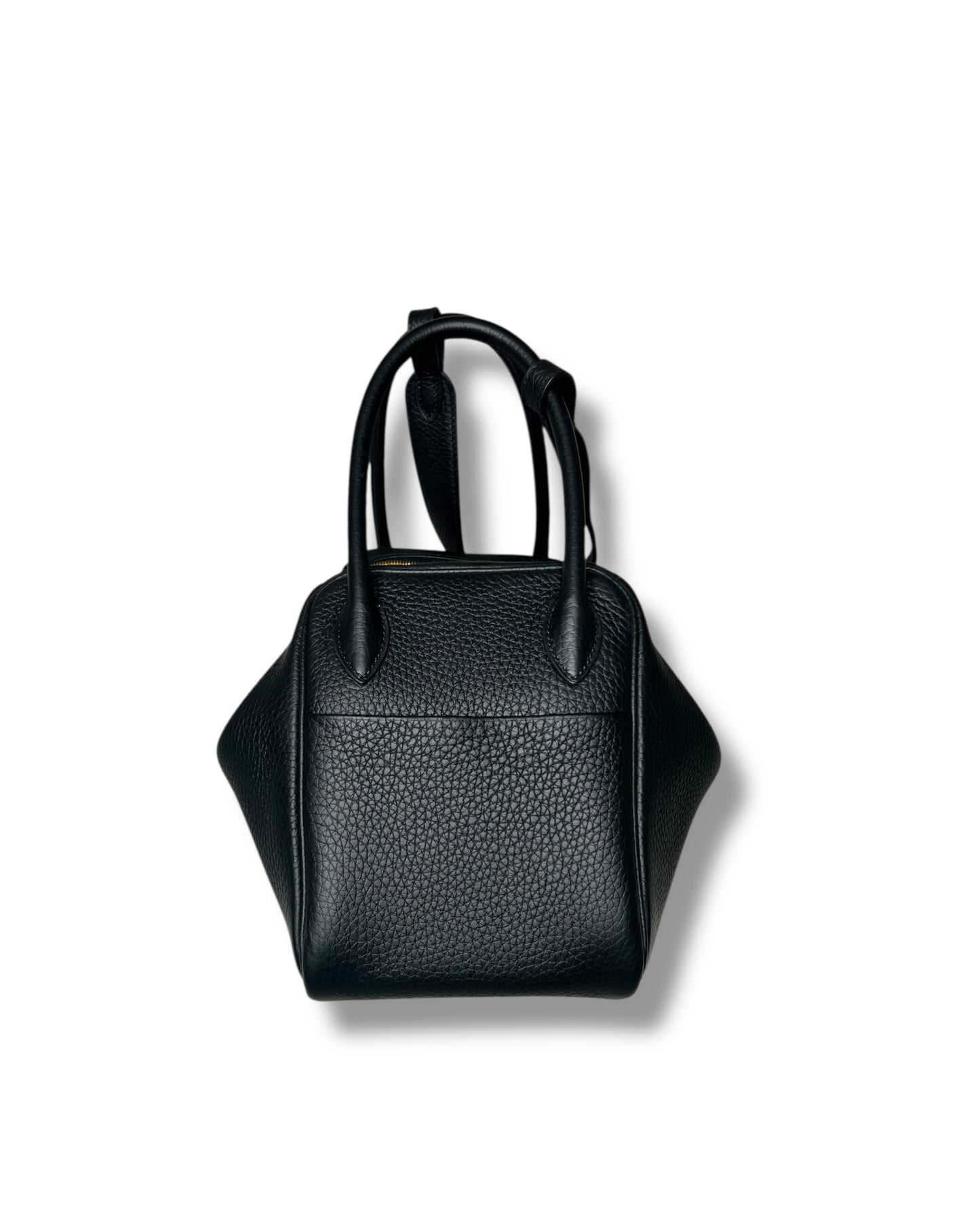 Hermès Lindy 26 – Black Clemence Leather with Gold Hardware (K Stamp 2025)