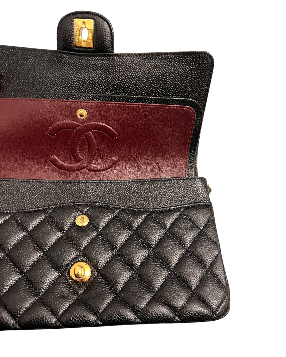 Chanel Classic Medium Flap Bag – Caviar Leather, Gold Hardware | Pre-Owned