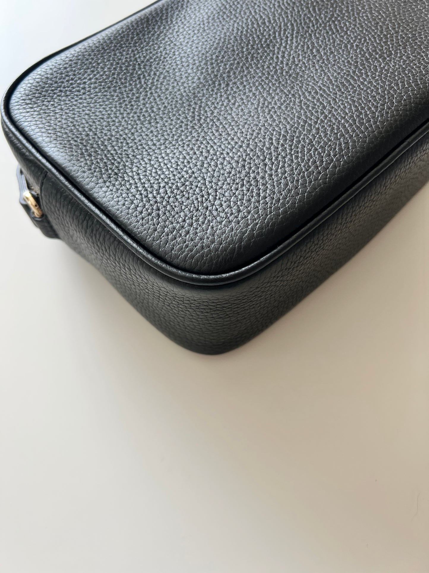 Gucci Soho Disco Crossbody Bag – Black Pebbled Leather