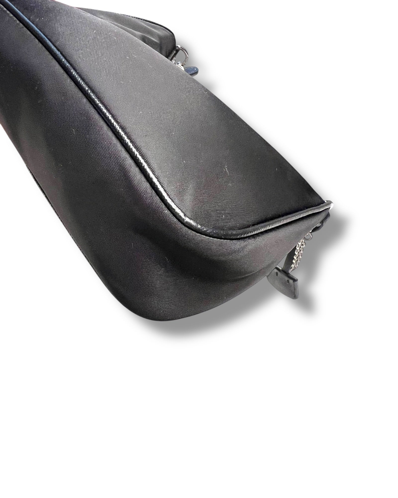 Prada Re-Edition 2005 Re-Nylon Shoulder Bag Black (Pre-Owned) - The Luxury Savvy