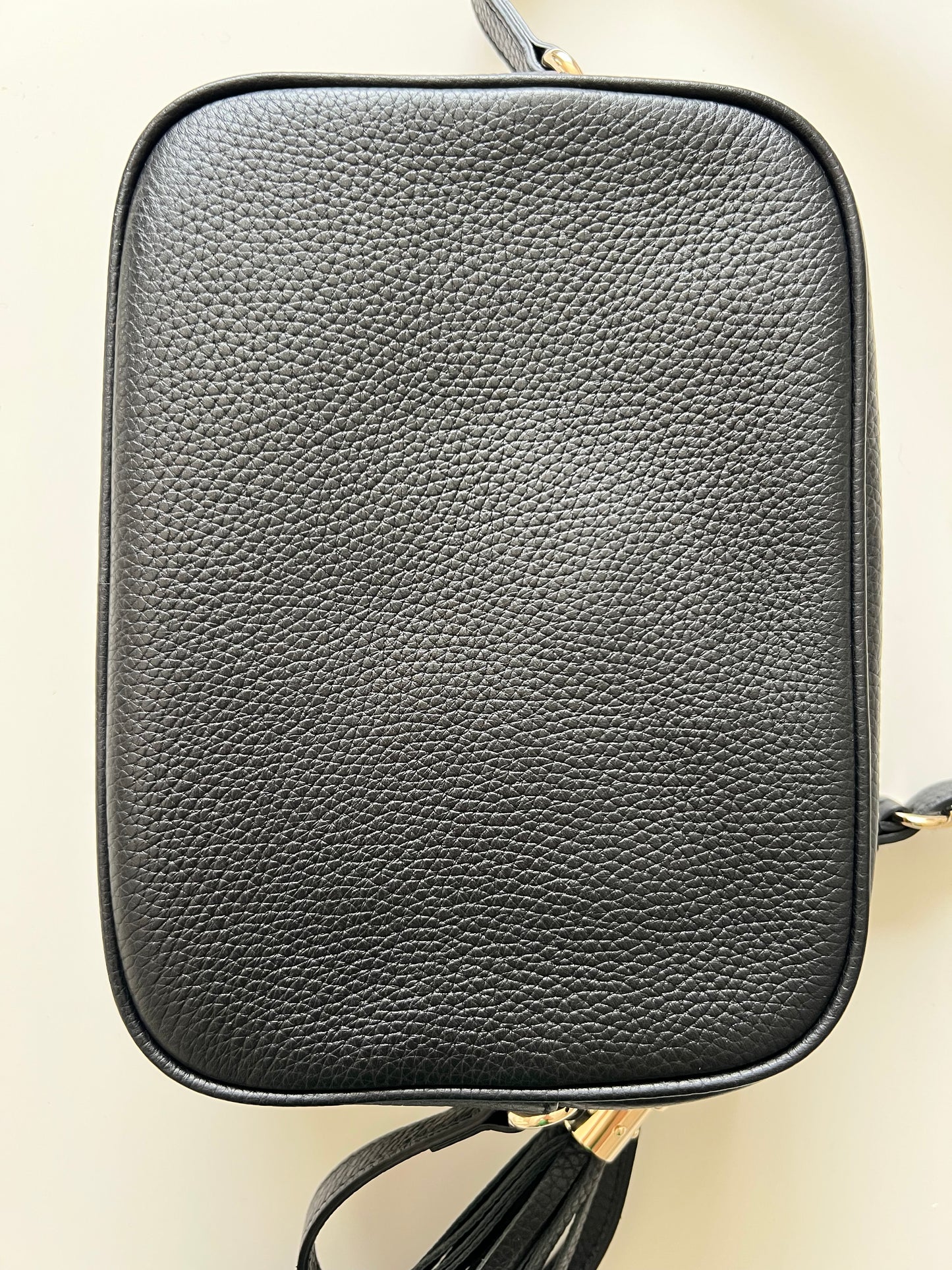Gucci Soho Disco Crossbody Bag – Black Pebbled Leather