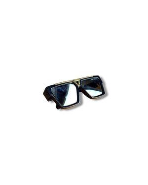 Louis Vuitton 1.1 Evidence Sunglasses in excellent pre-owned condition.