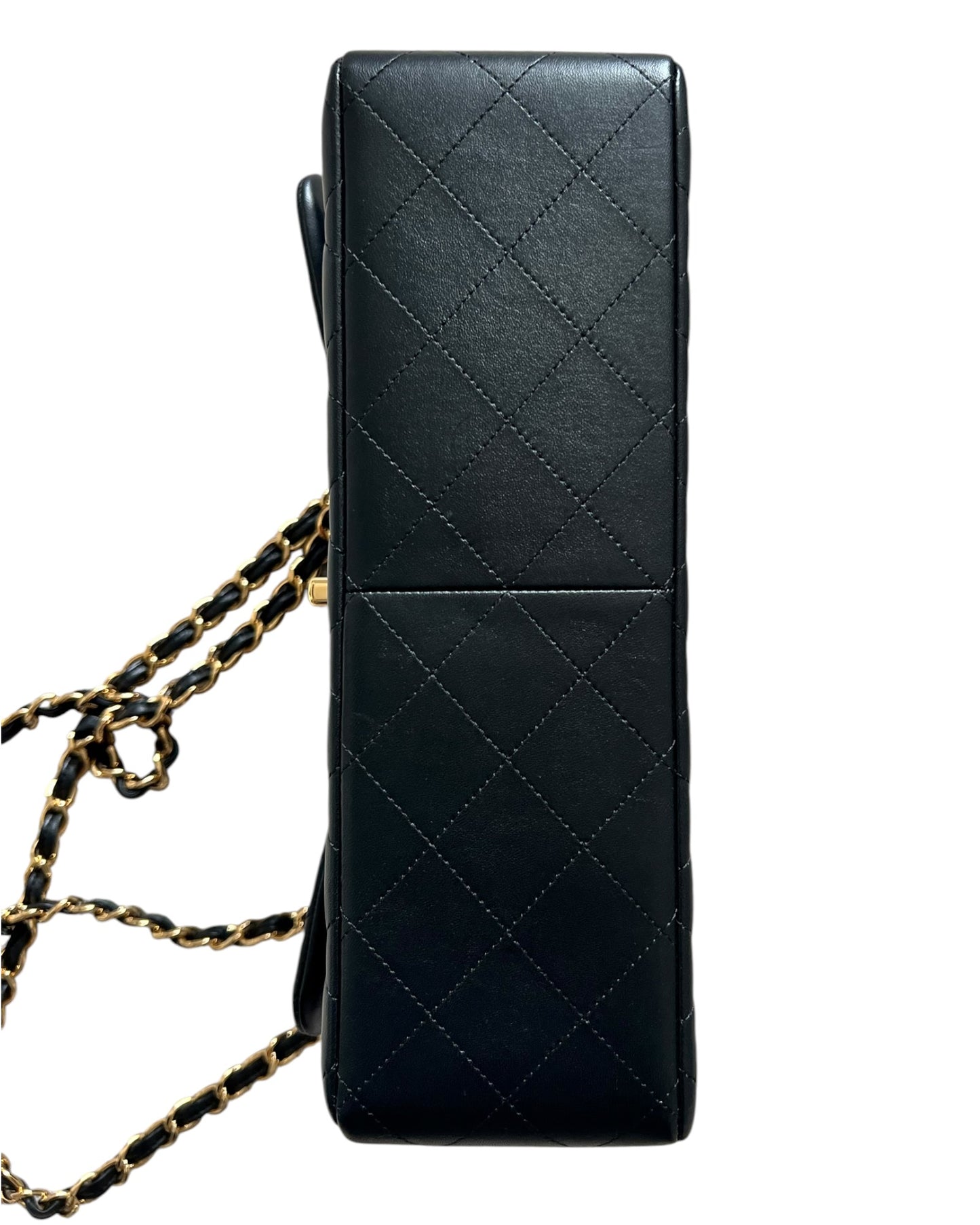 Chanel Classic Flap Jumbo – Black Lambskin Leather – Gold-Tone Hardware