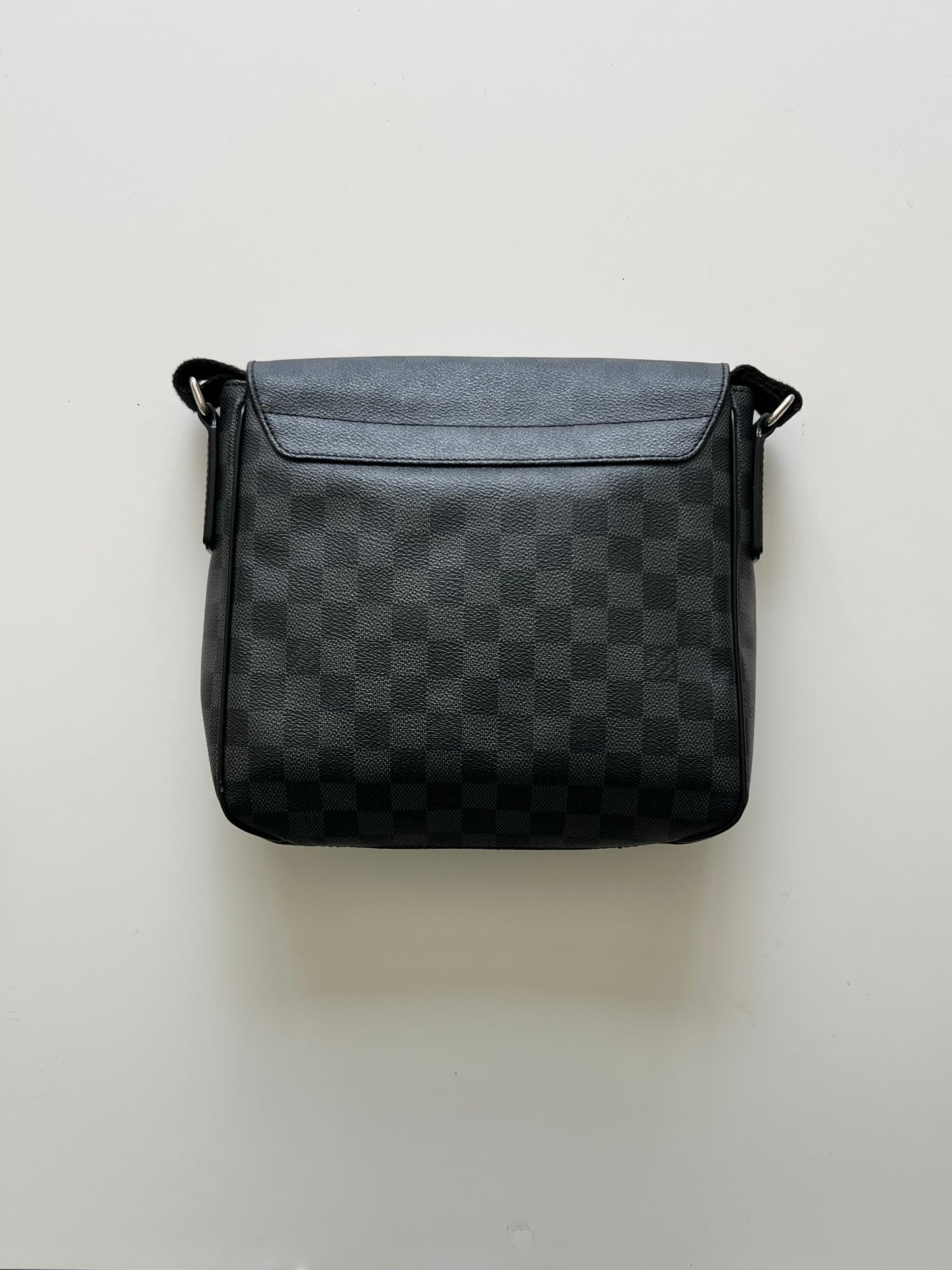 Louis Vuitton District PM Messenger Bag – Damier Graphite Canvas