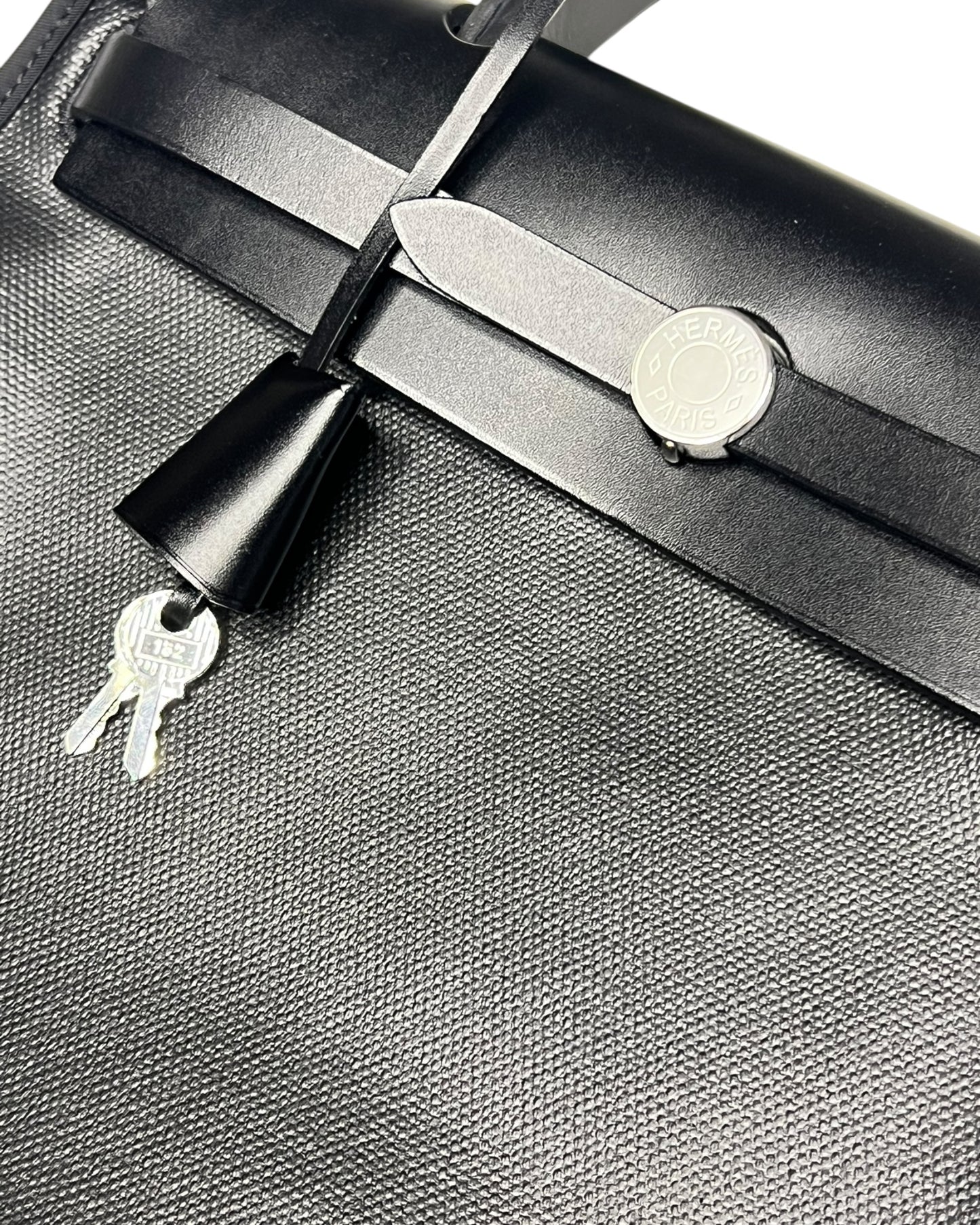 Hermès Herbag Zip 31 – Black Palladium Hardware (Full Set)