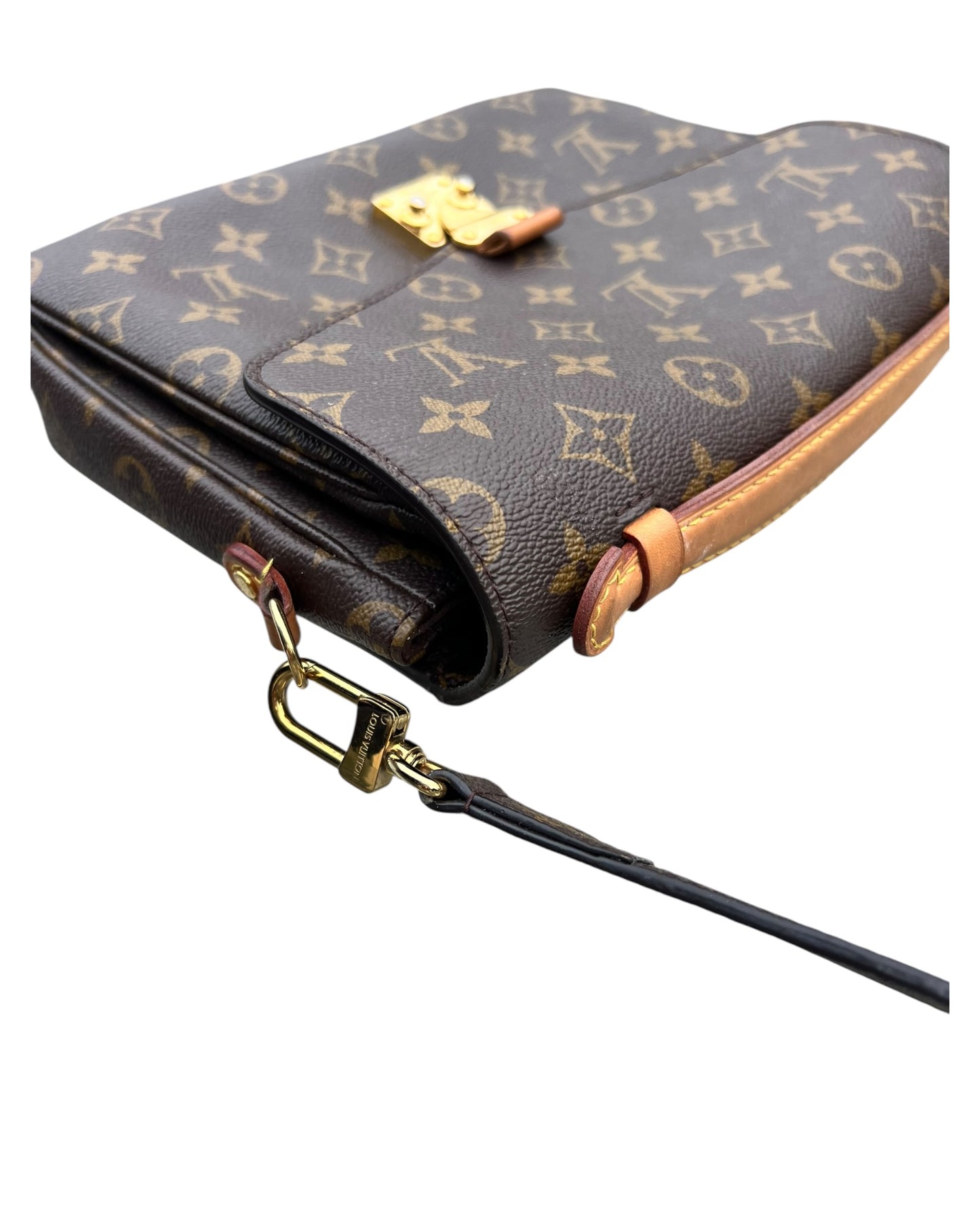 Louis Vuitton Pochette Métis Monogram Crossbody Bag