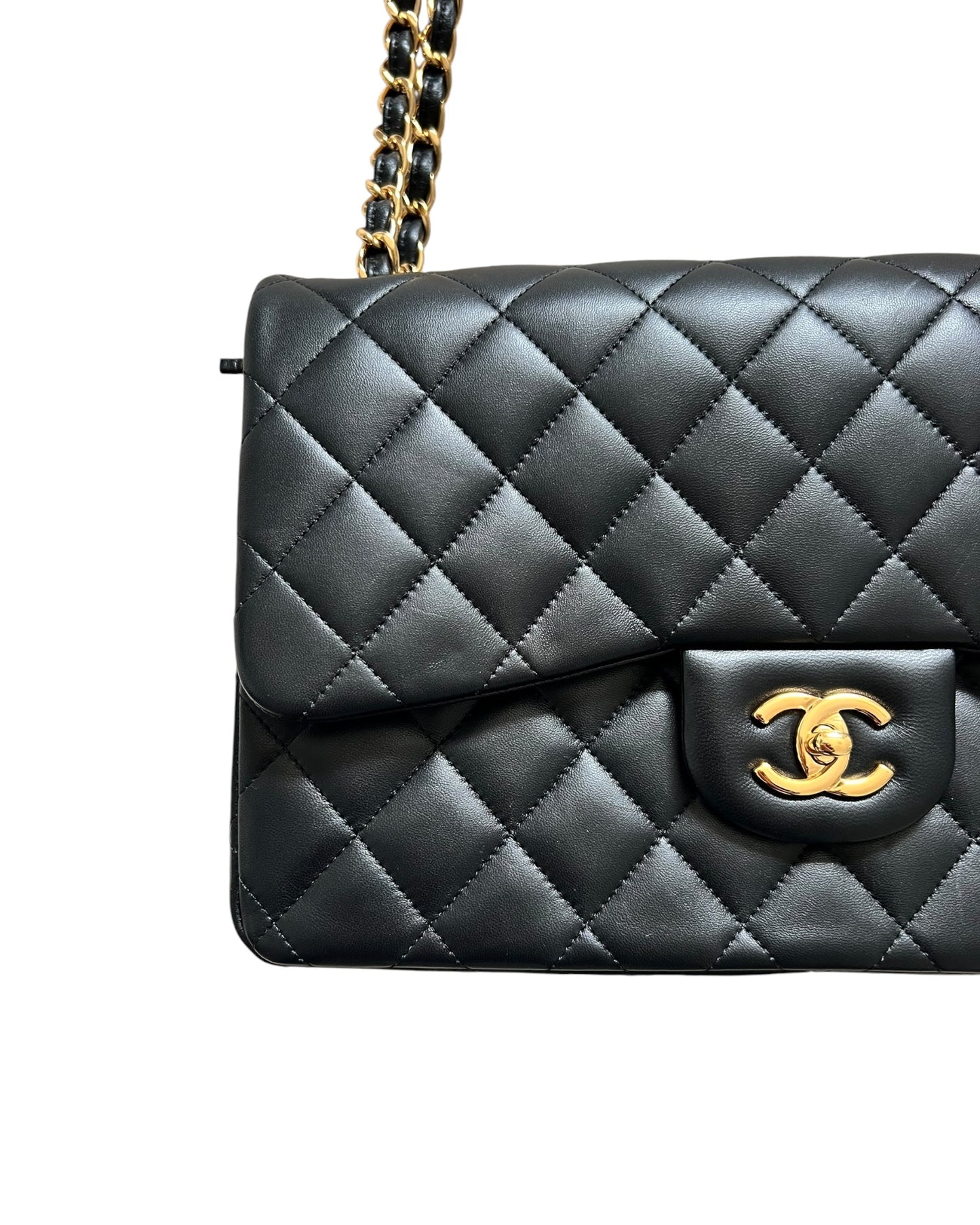 Chanel Classic Flap Jumbo – Black Lambskin Leather – Gold-Tone Hardware