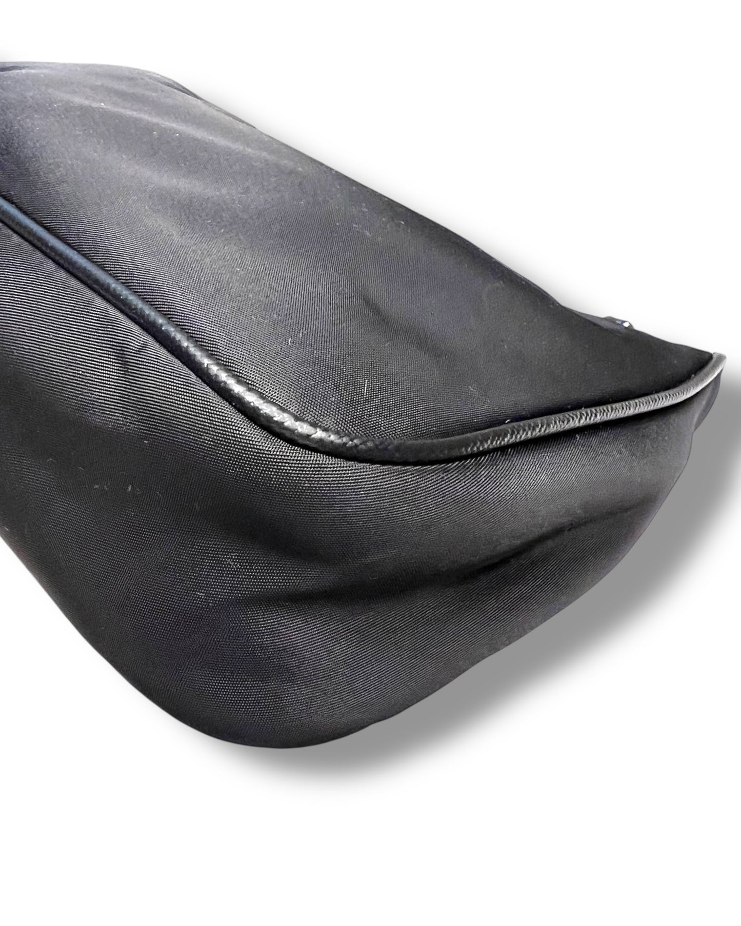 Prada Re-Edition 2005 Re-Nylon Shoulder Bag Black (Pre-Owned) - The Luxury Savvy