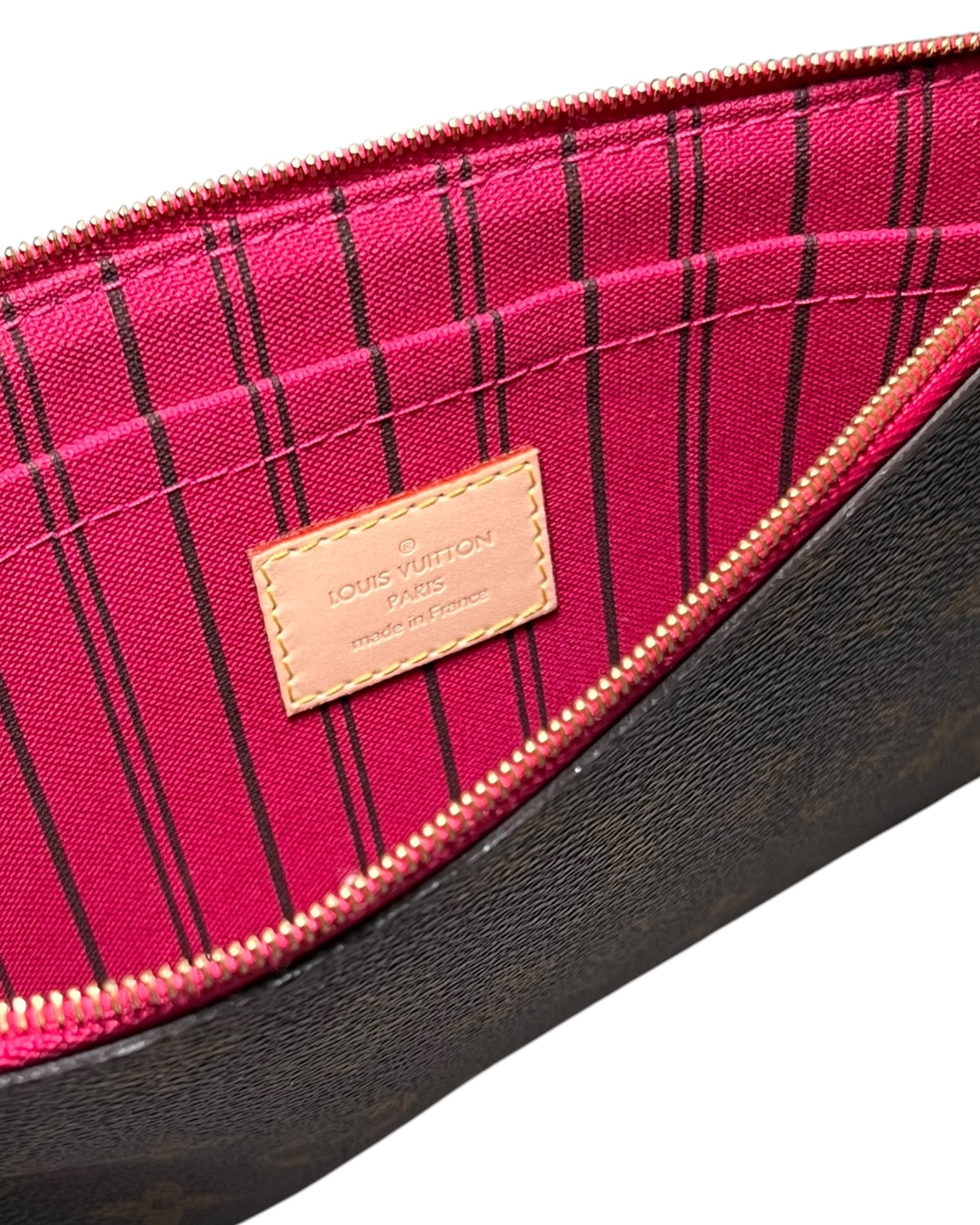 Louis Vuitton Neverfull MM Monogram Canvas Tote Bag