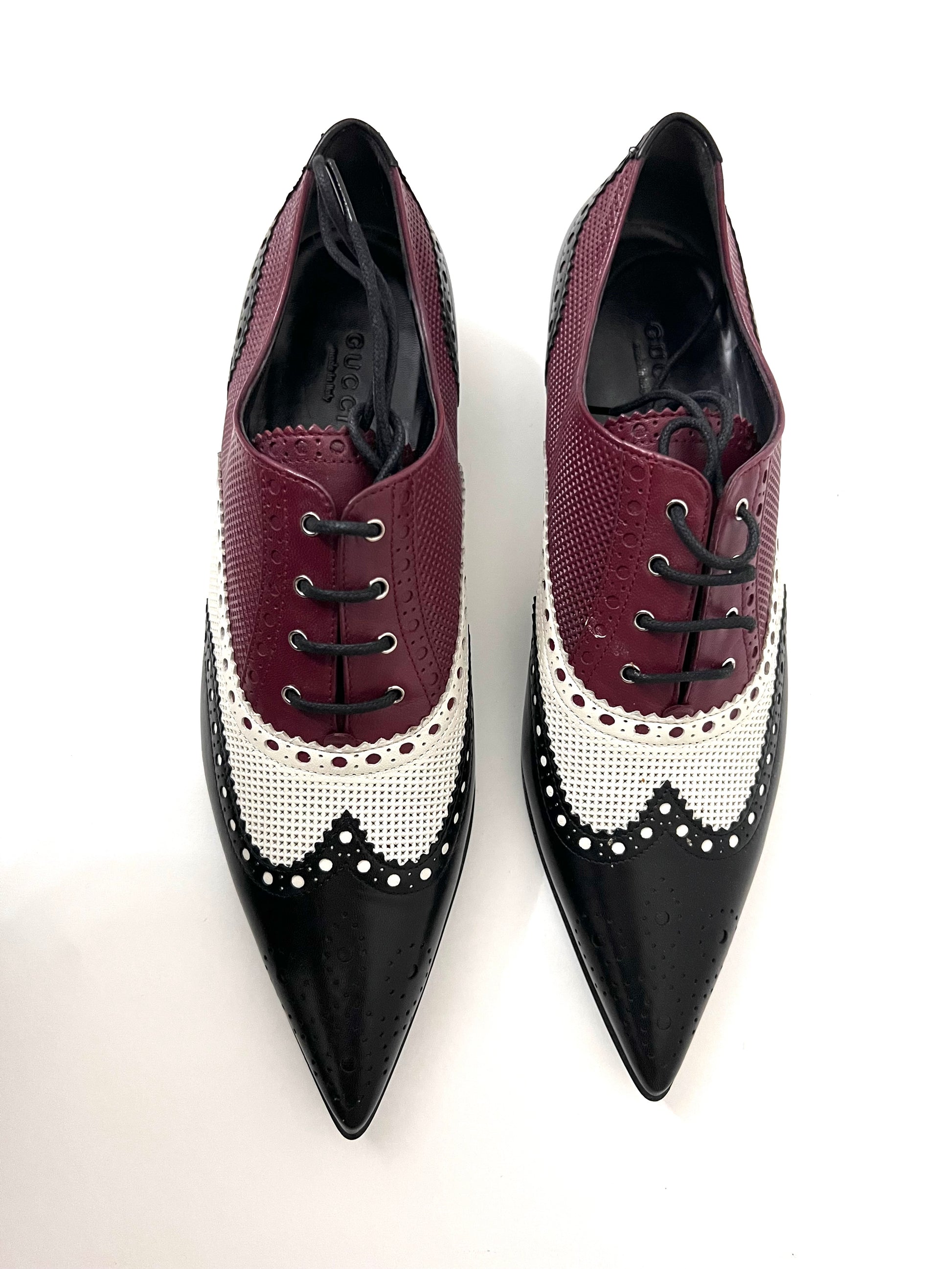 GUCCI LADIES LACE-UP BROGUE STYLE SHOES - The Luxury Savvy