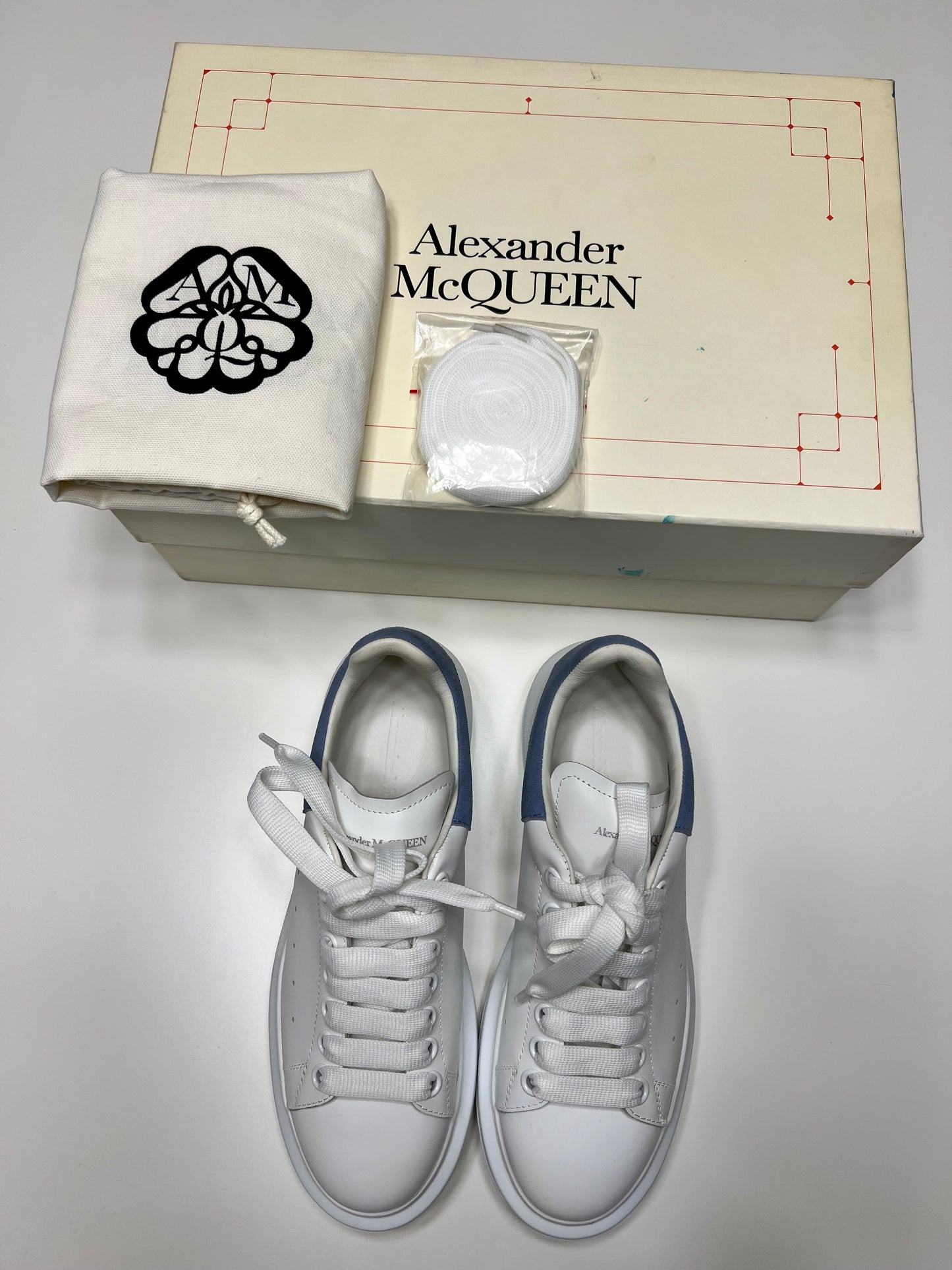 ALEXANDER MCQUEEN OVERSIZED TRAINERS - The Luxury Savvy