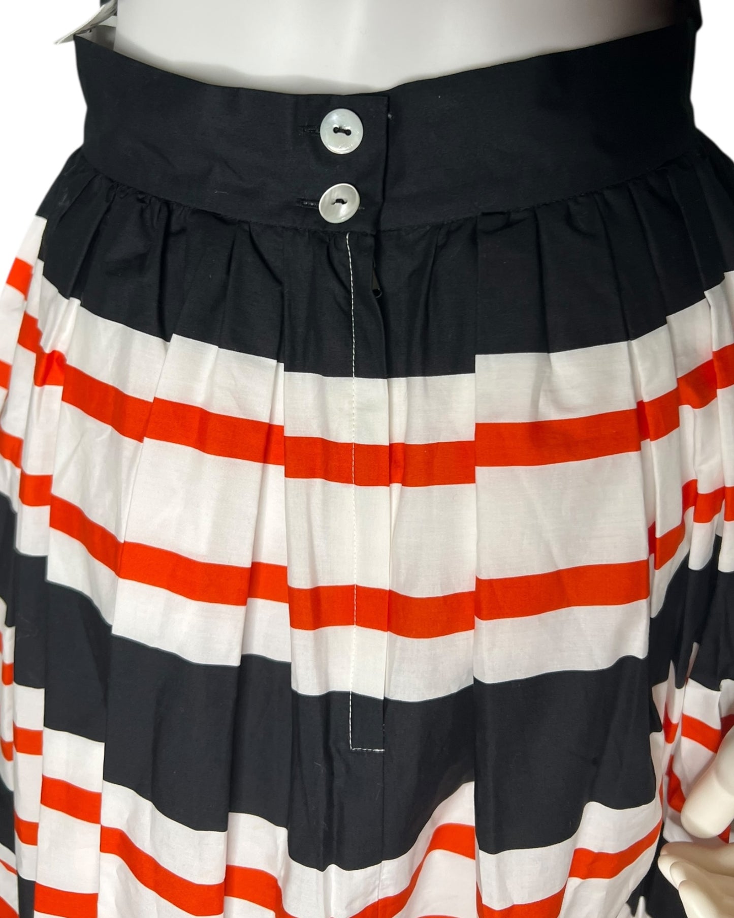 Dolce & Gabbana A-Line Midi Skirt – Black & Red