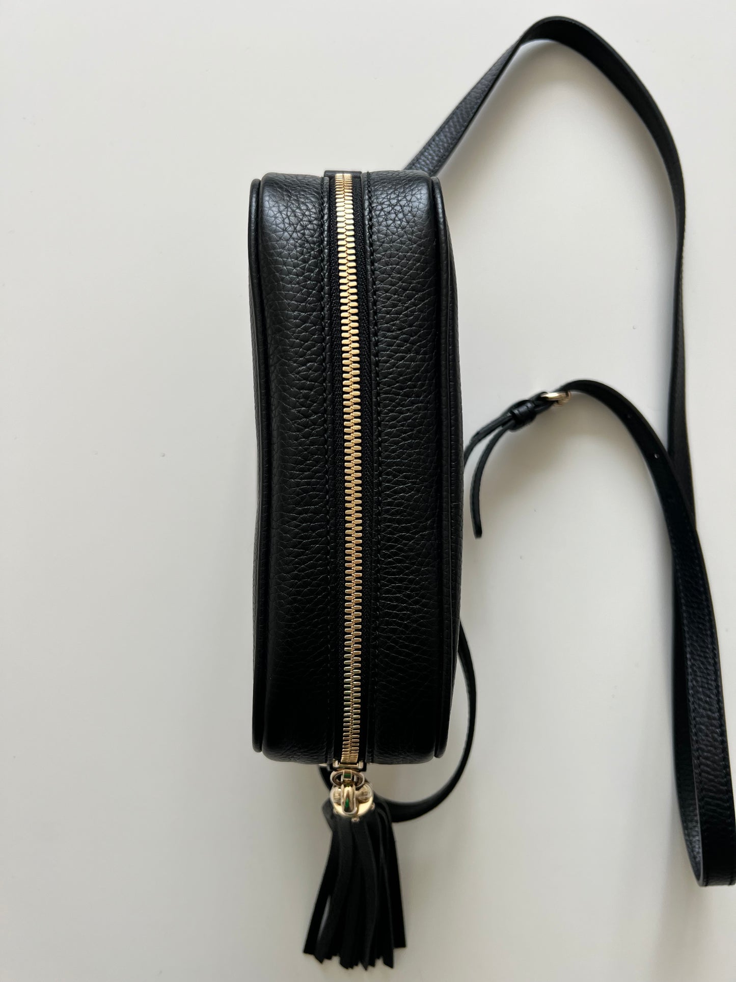 Gucci Soho Disco Crossbody Bag – Black Pebbled Leather