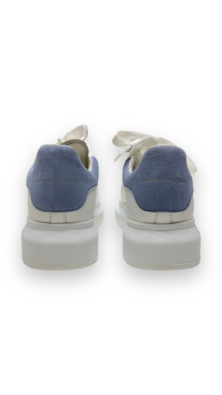 ALEXANDER MCQUEEN OVERSIZED TRAINERS - The Luxury Savvy