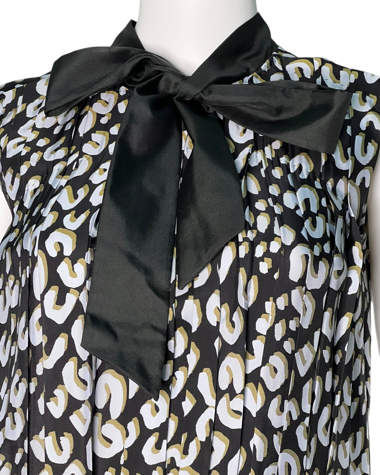 Louis Vuitton Printed Silk Sleeveless Bow Tie Midi Dress