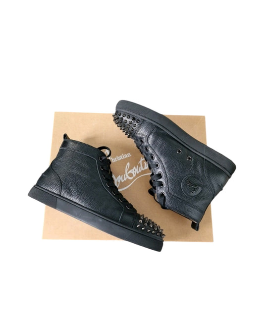 Christian Louboutin Lou Spikes Flat Calf Grain Leather Sneakers – Size 41