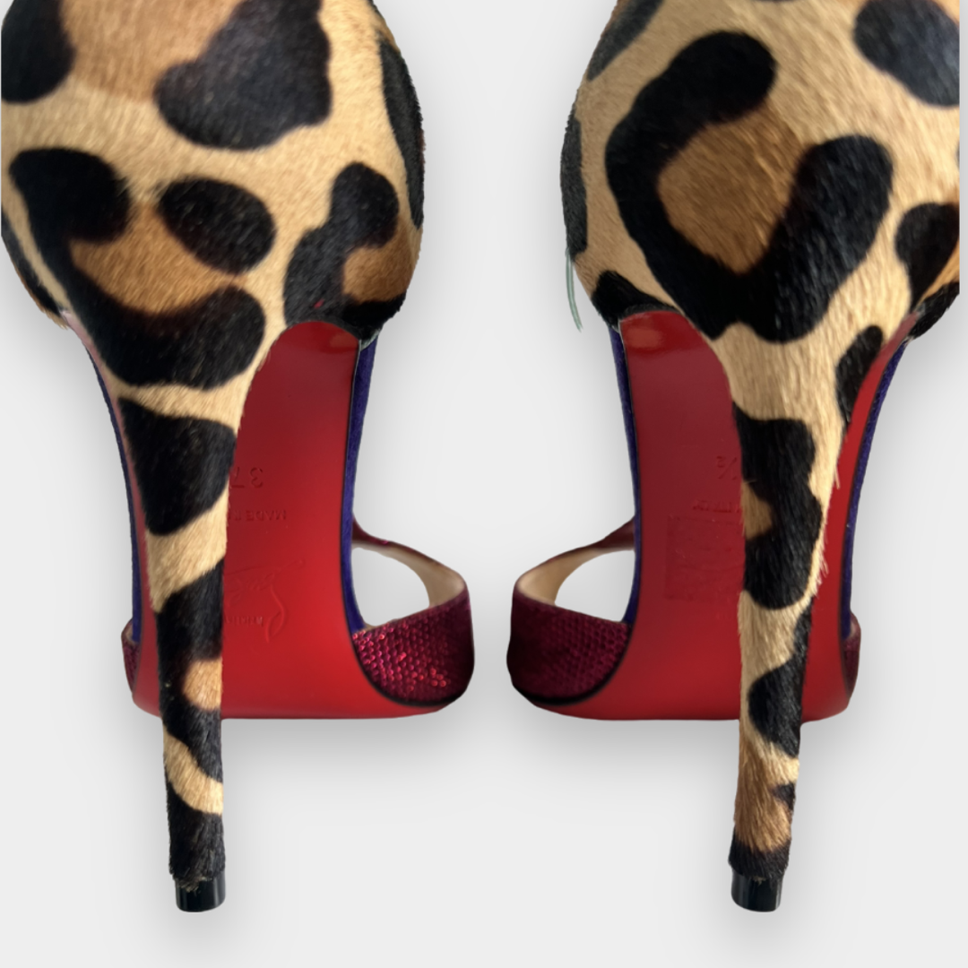 CHRISTIAN LOUBOUTIN SANDALS - The Luxury Savvy