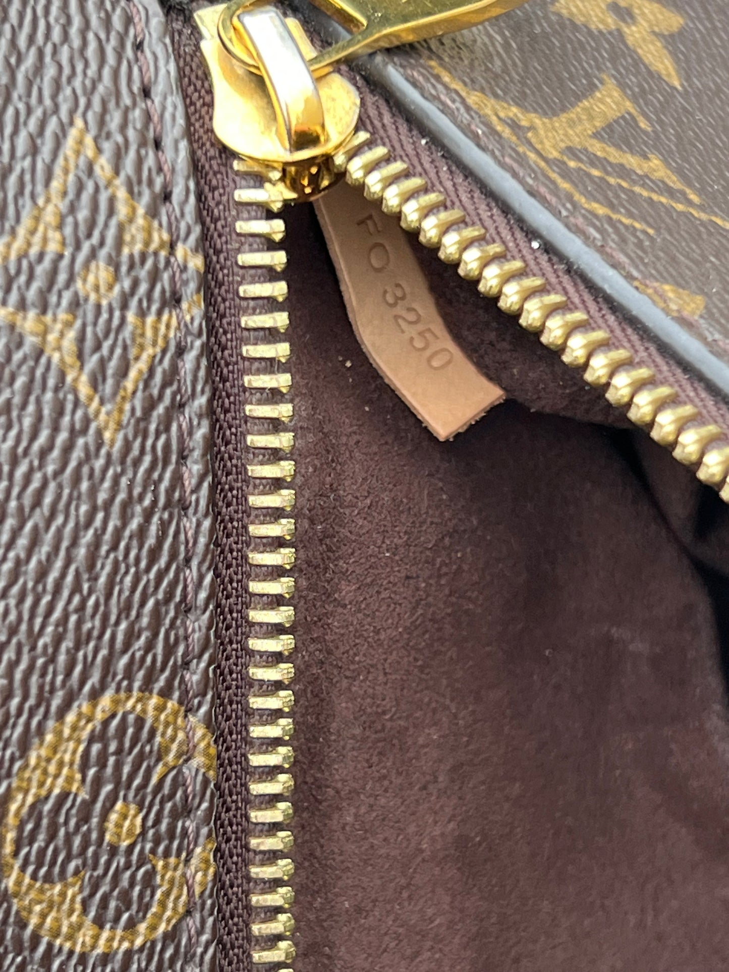Louis Vuitton Pochette Métis Monogram Crossbody Bag
