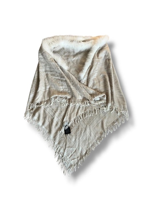 Gucci Cream Wool-Silk Fox Fur Trim Shawl Scarf
