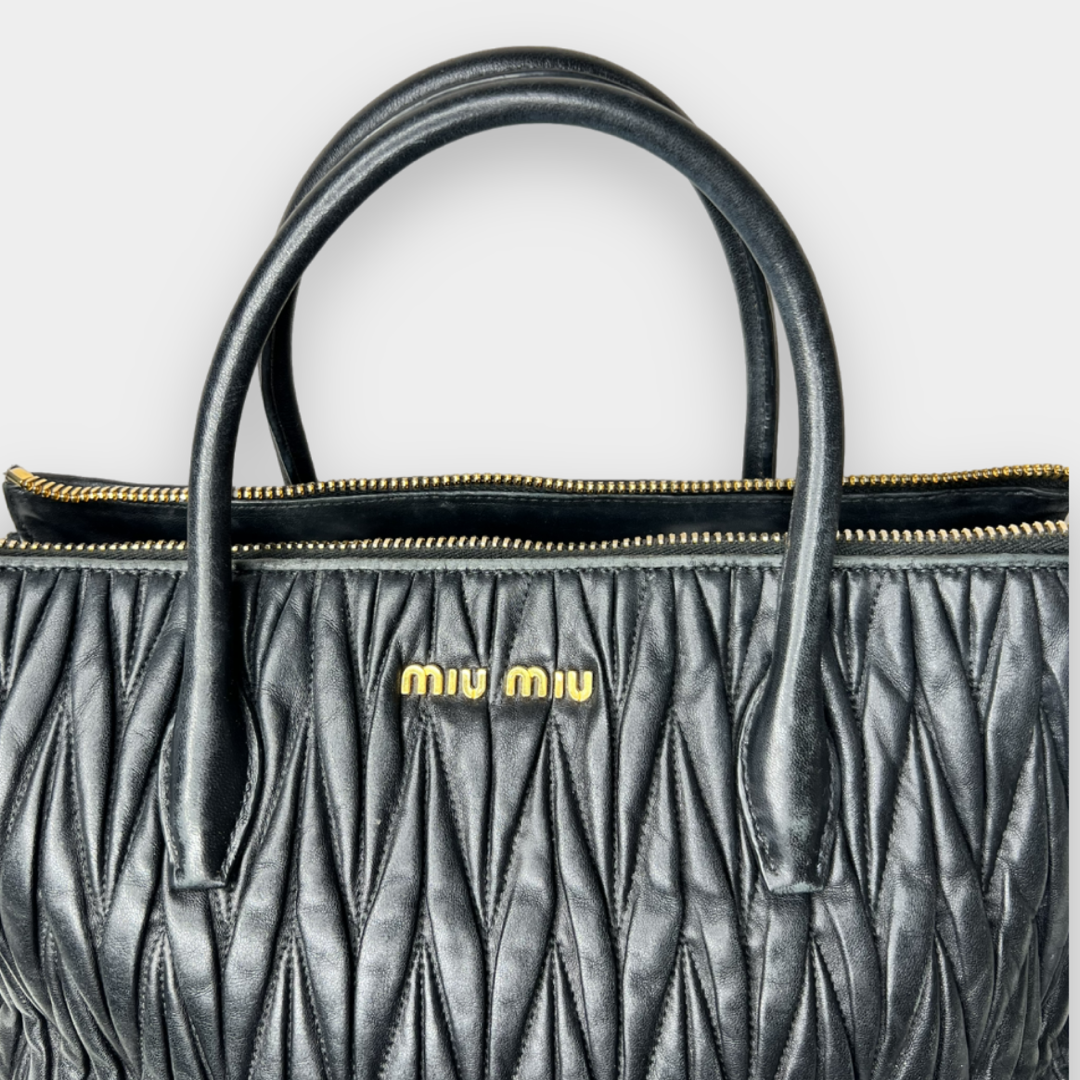 MIU MIU MATELASSÉ BAG