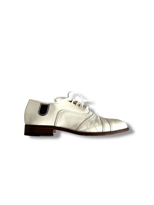 Chanel Beige Quilted Leather Oxford Shoes – Size 41.5